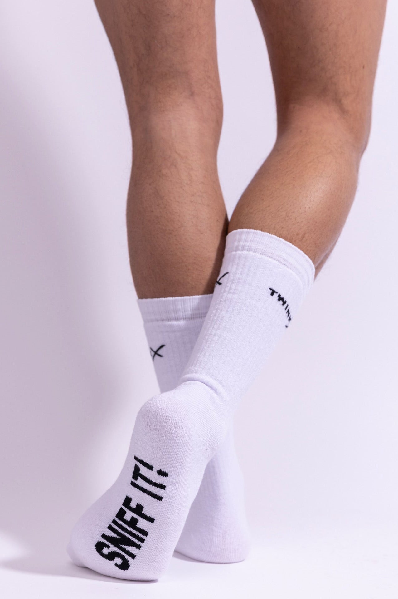 sniff it sox I white