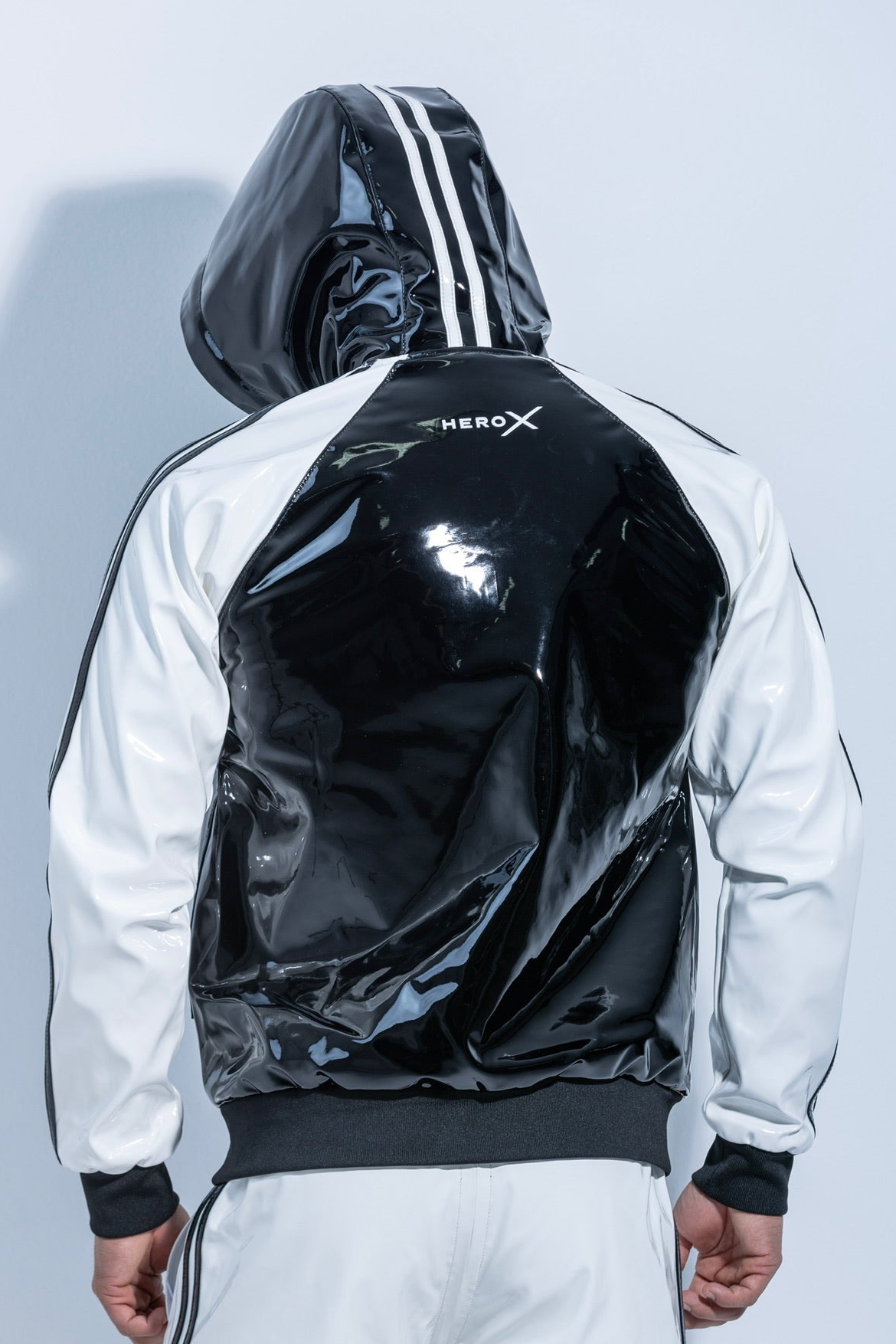 hero x jacket I black/white I pvc pro