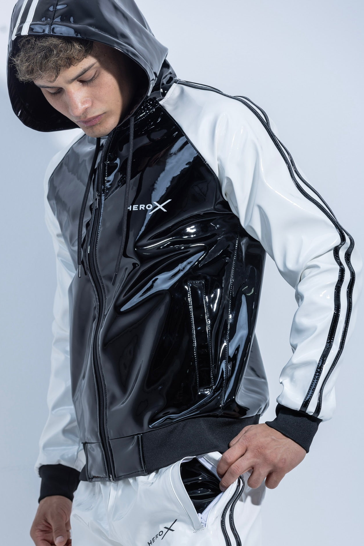 hero x jacket I black/white I pvc pro