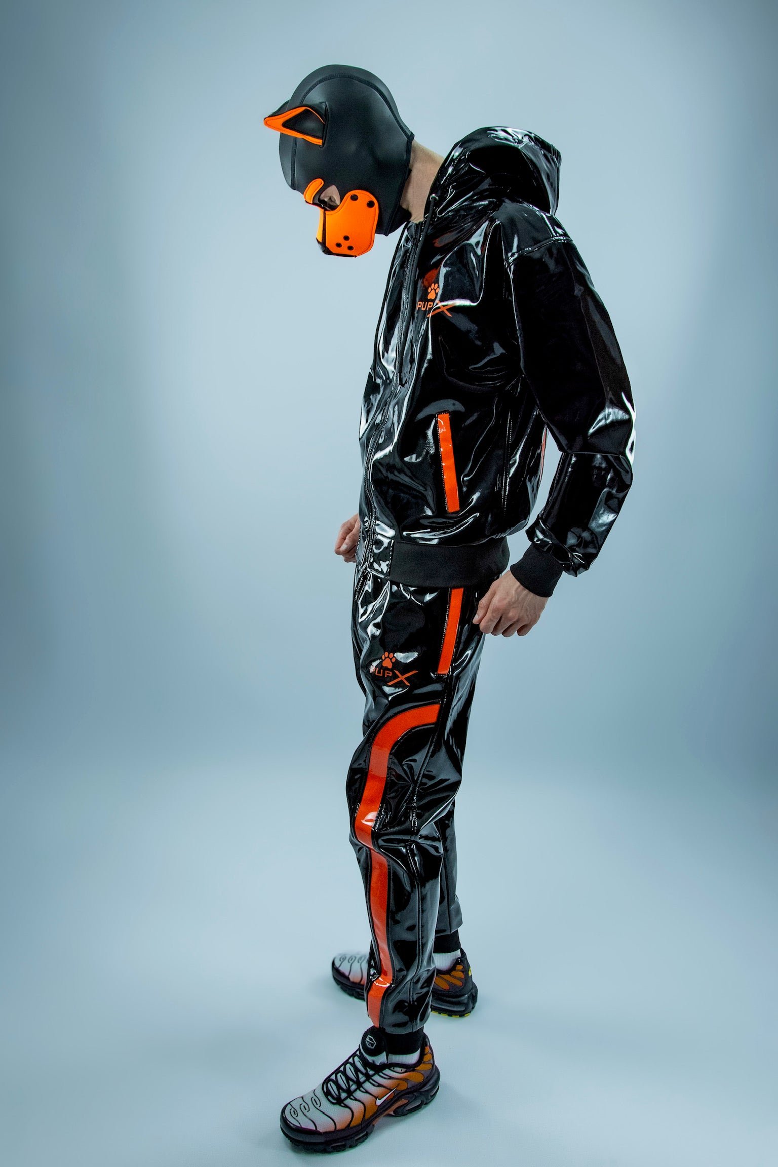nuzzle set I black/neon orange I pvc pro