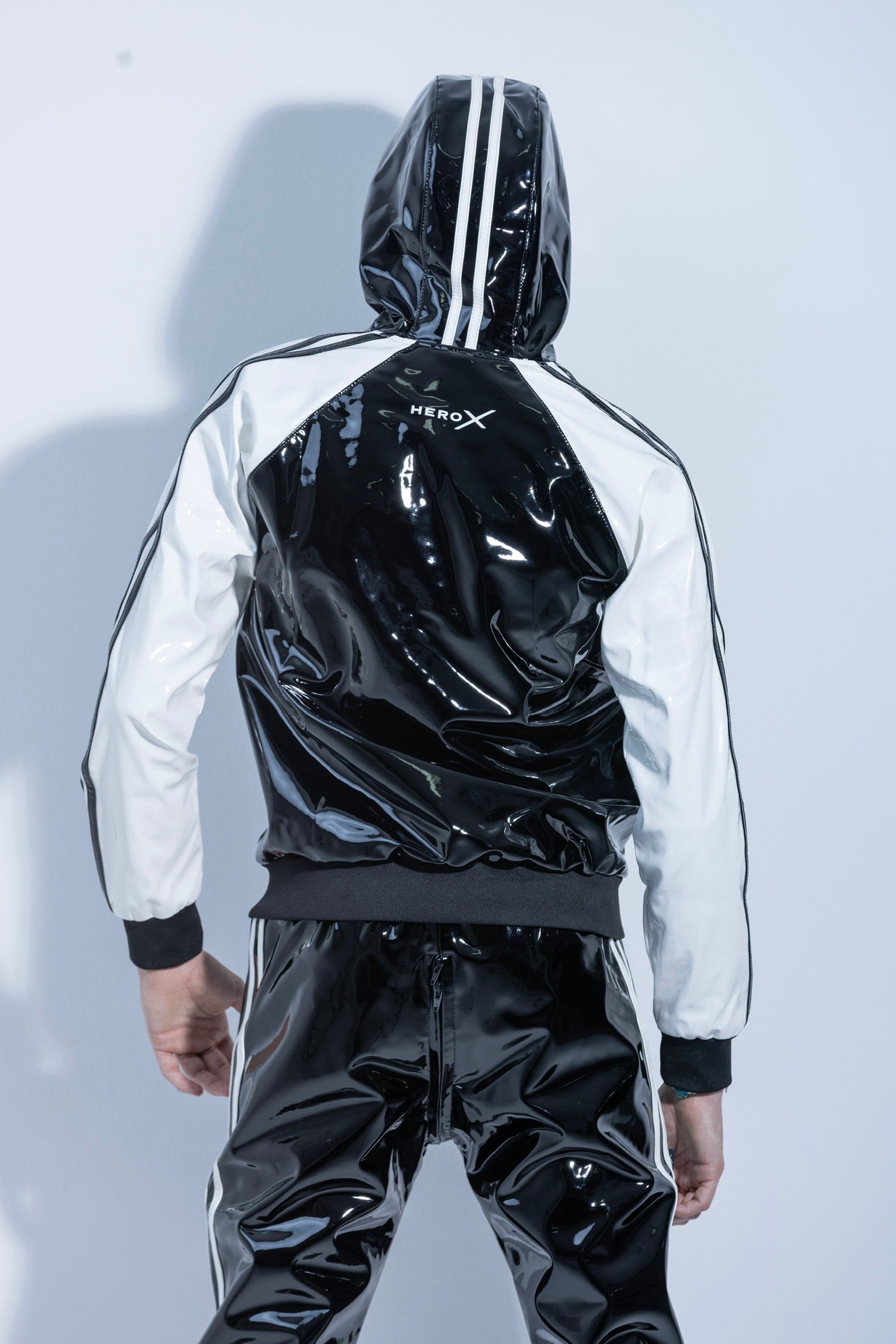 hero x jacket I black/white I pvc pro