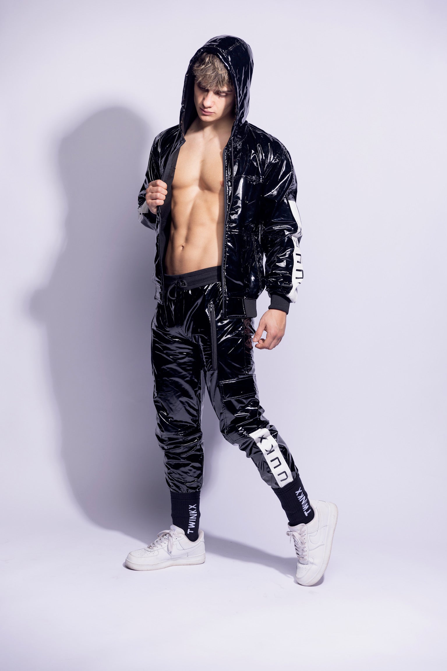Y2050 set I black/white I PVC