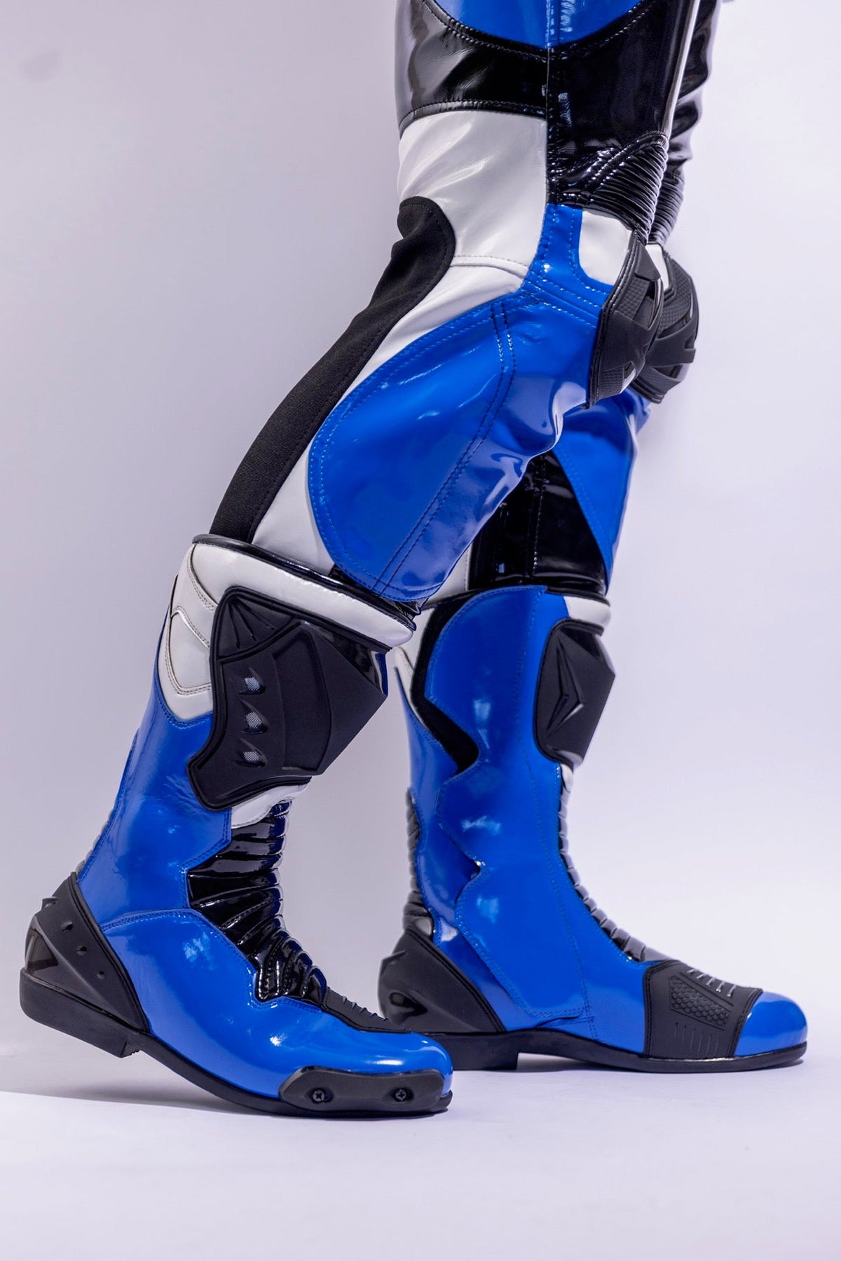 dominium racing boots I black/blue I pvc pro+