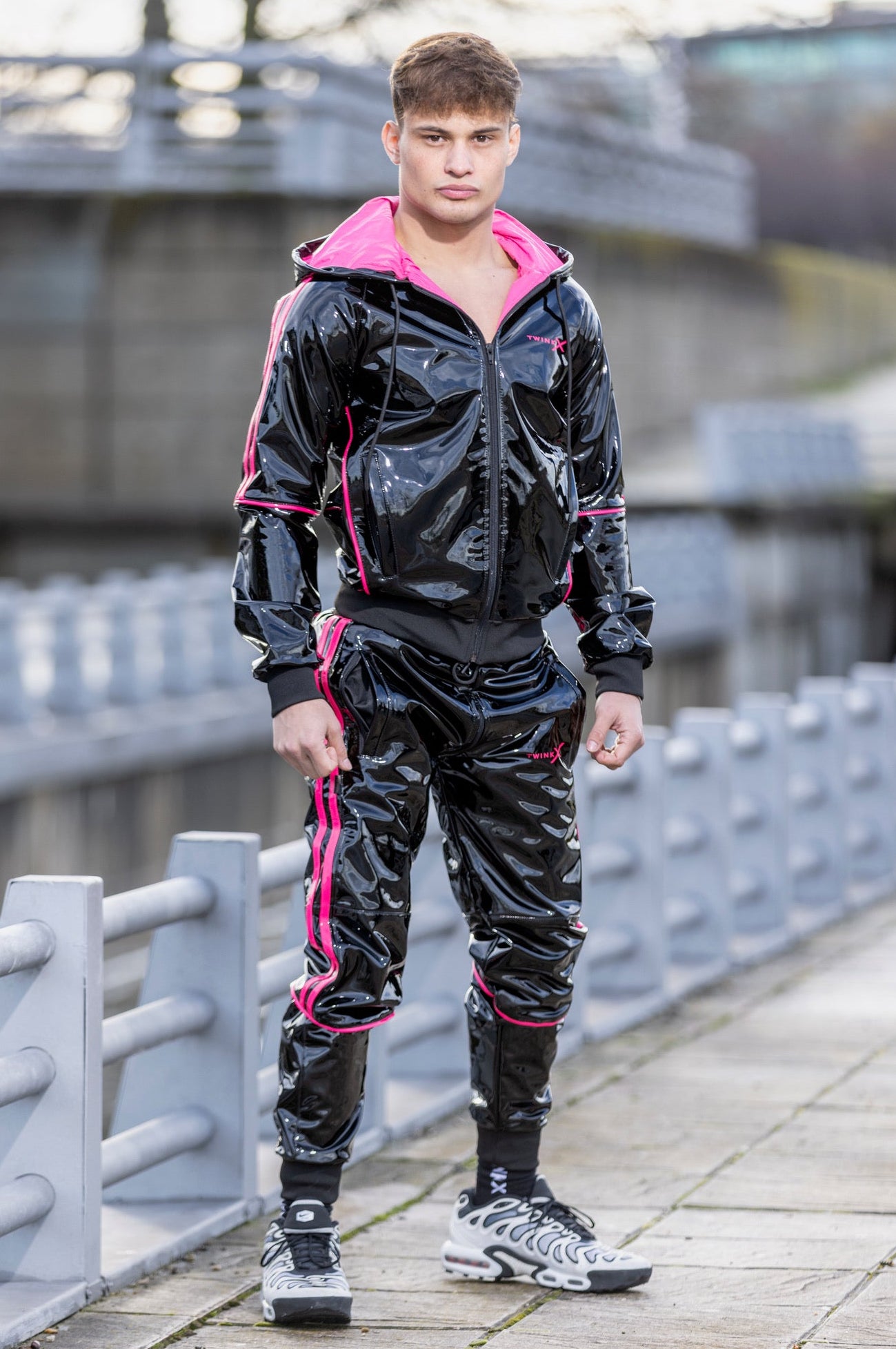 SUPERHERO SET I BLACK/PINK I PVC PRO