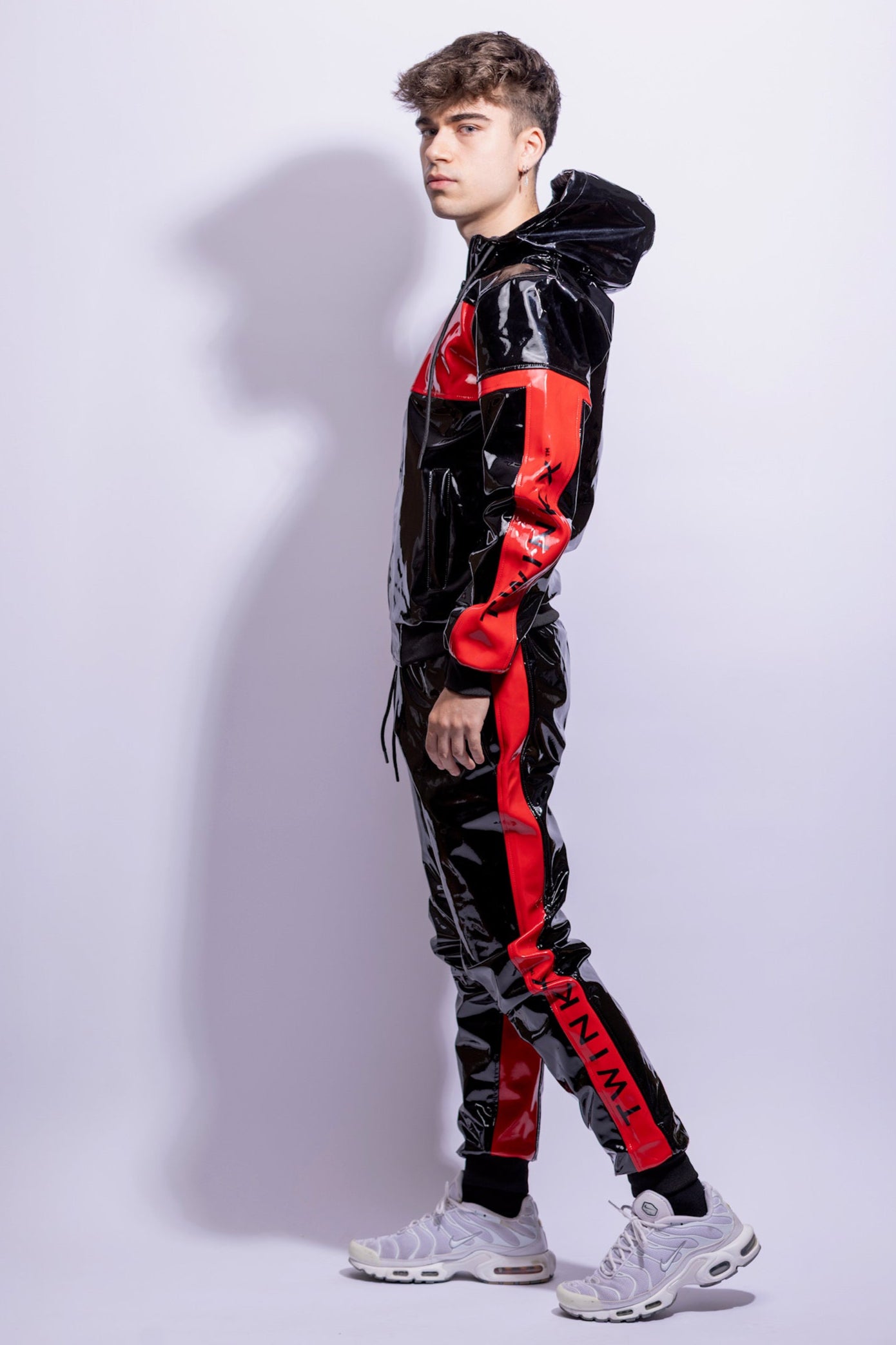 REACT SET I BLACK/RED I PVC PRO