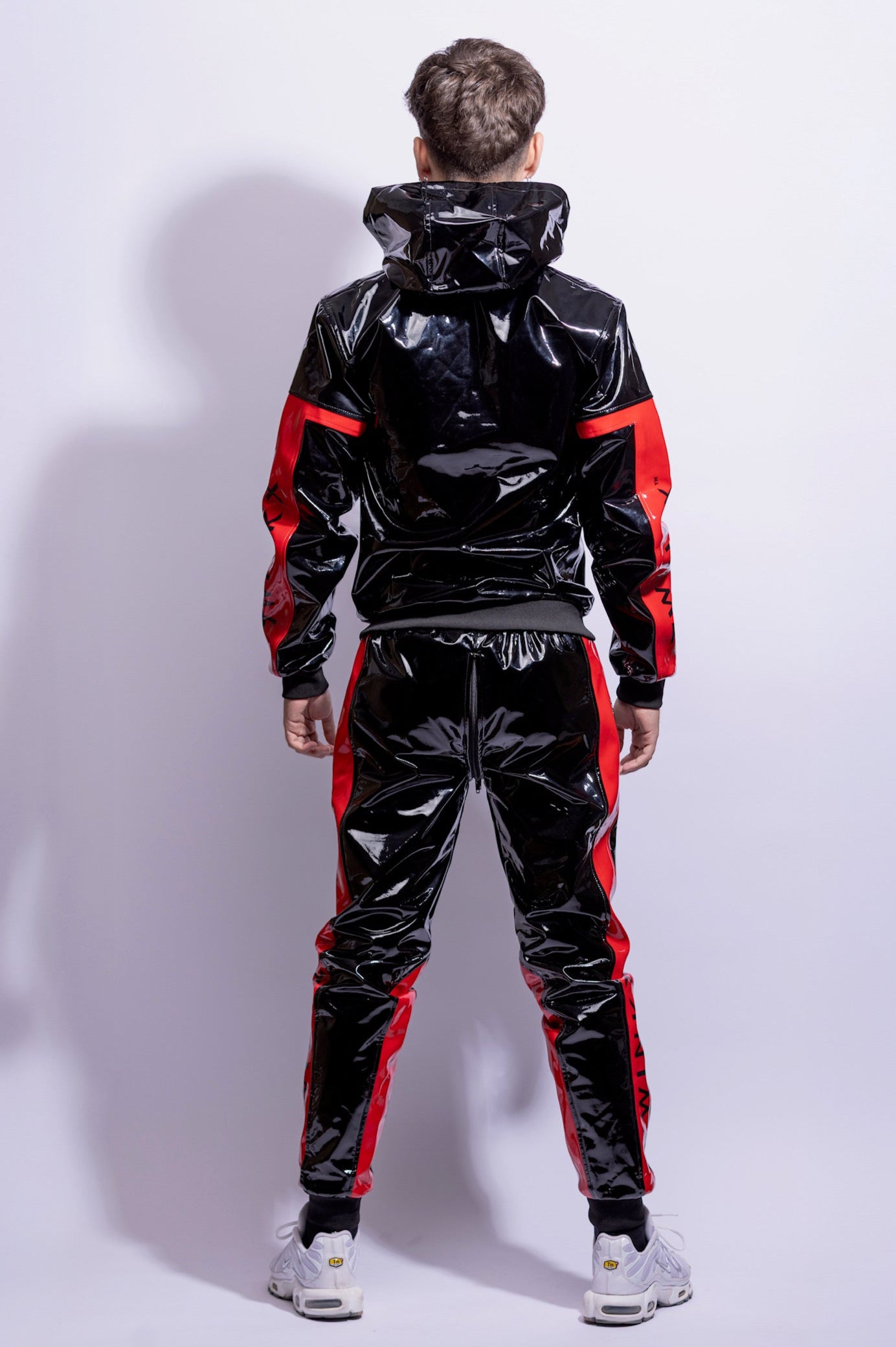 REACT SET I BLACK/RED I PVC PRO