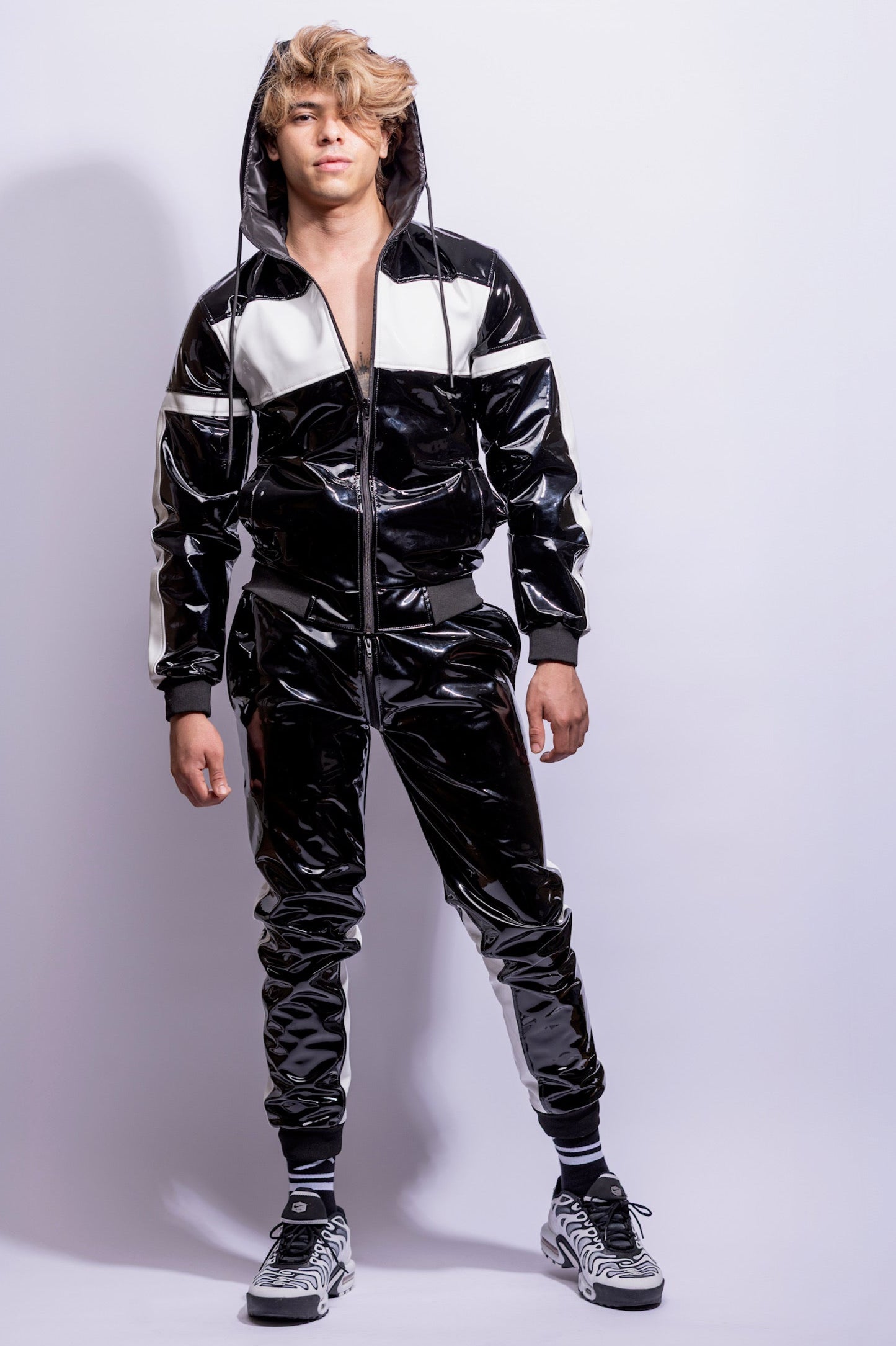 REACT SET I BLACK/WHITE I PVC PRO