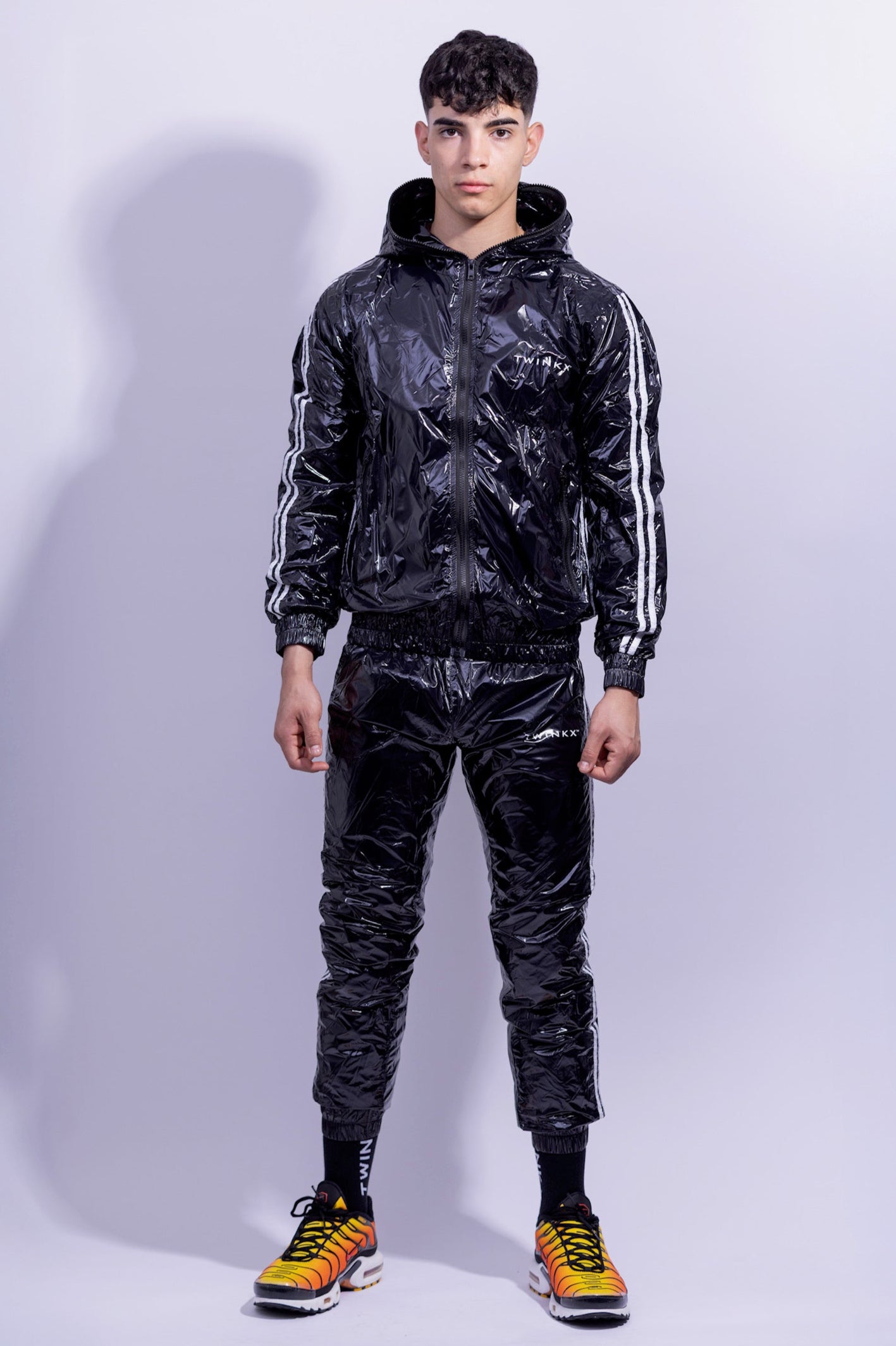 hero jacket I black/white I nylon pro