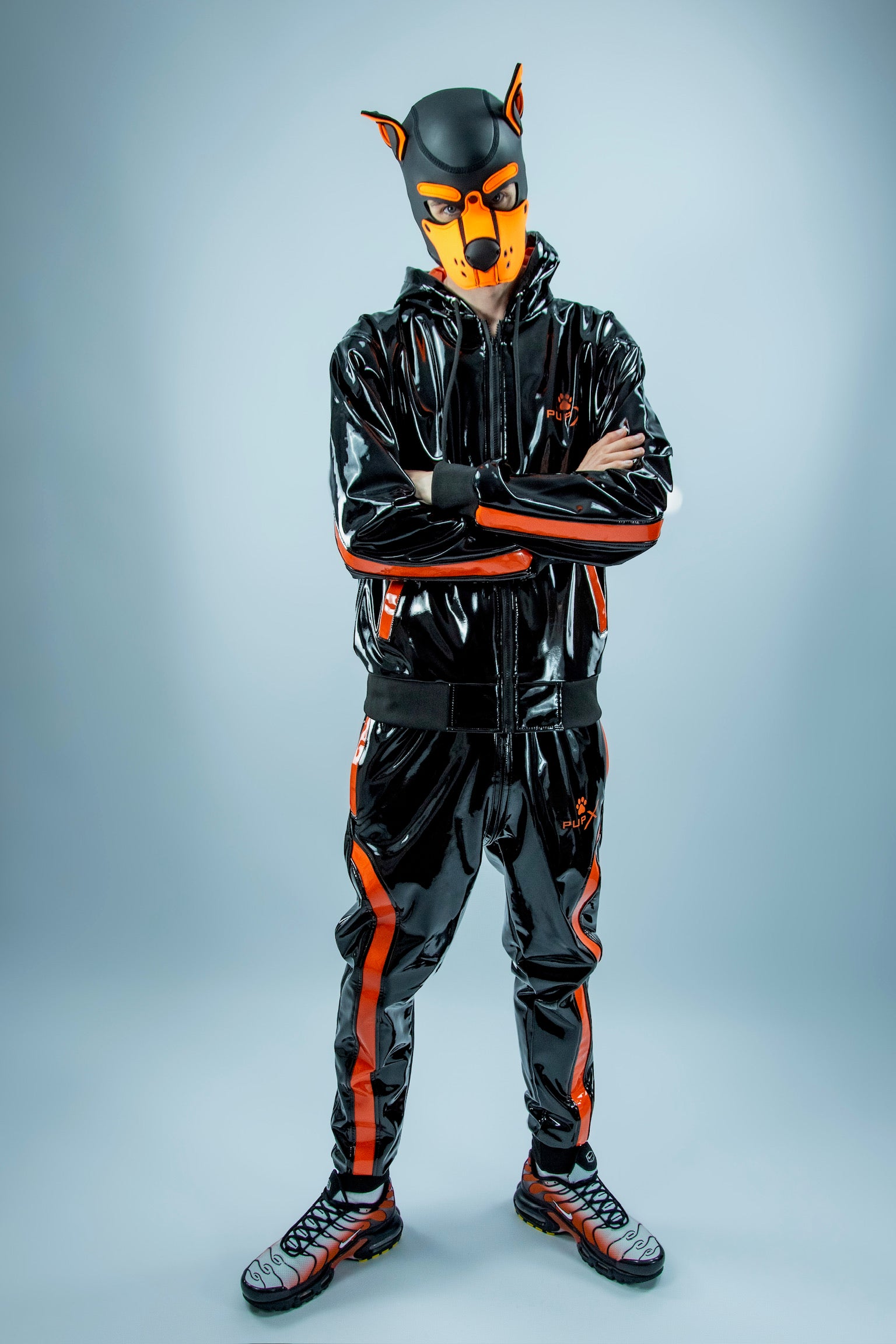 nuzzle set I black/neon orange I pvc pro