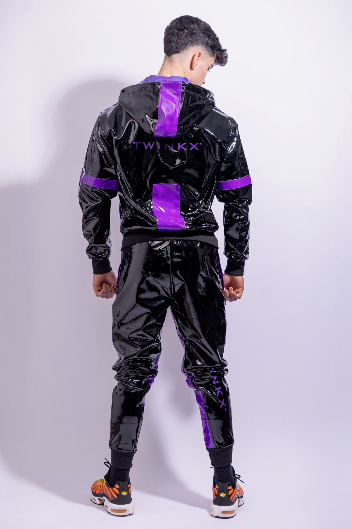 Datingstar Set Black Purple PVC PRO – Shiny PVC Dating Tracksuit