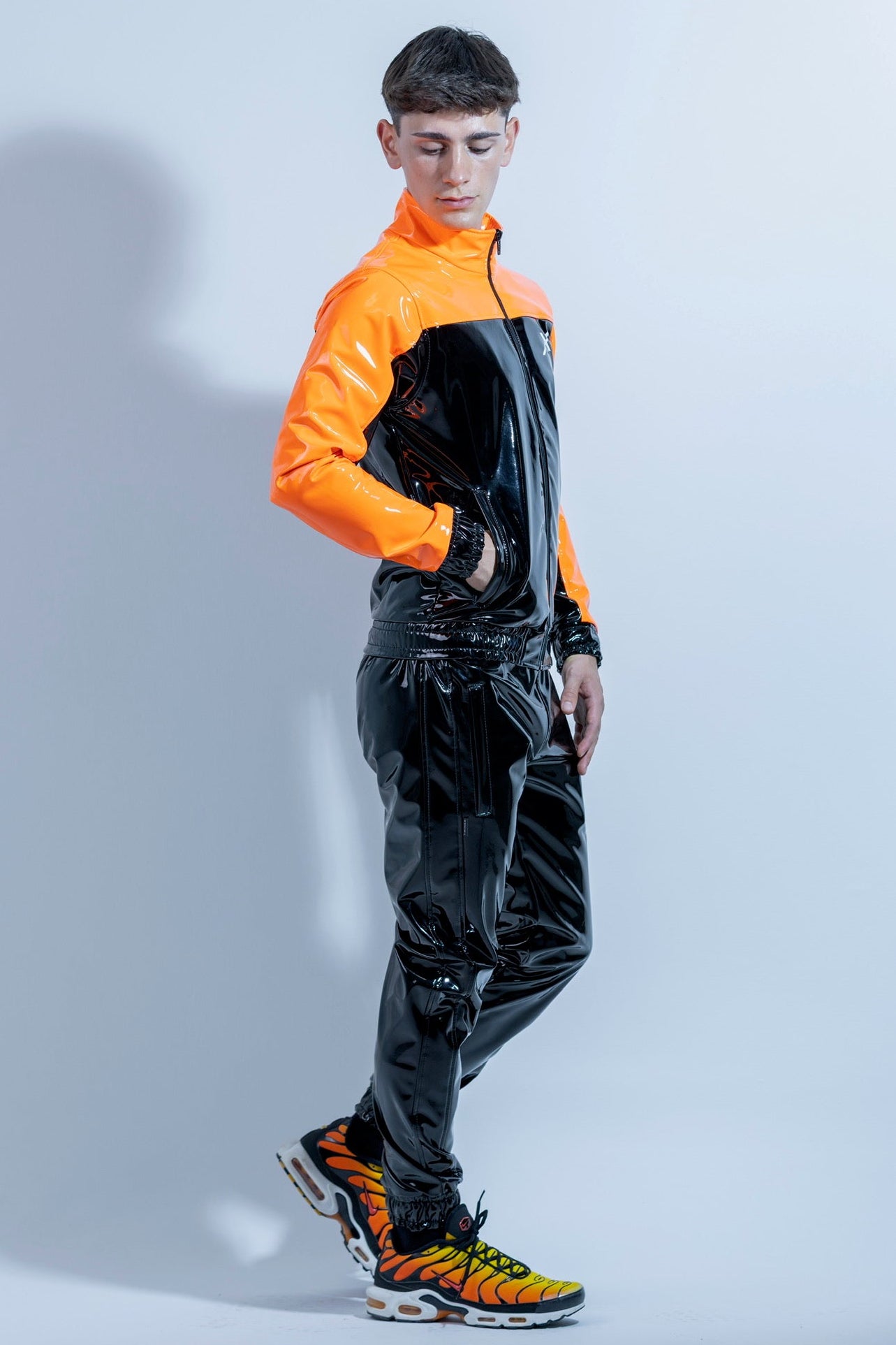 PHOENIX SET I BLACK/NEON ORANGE I PVC PRO