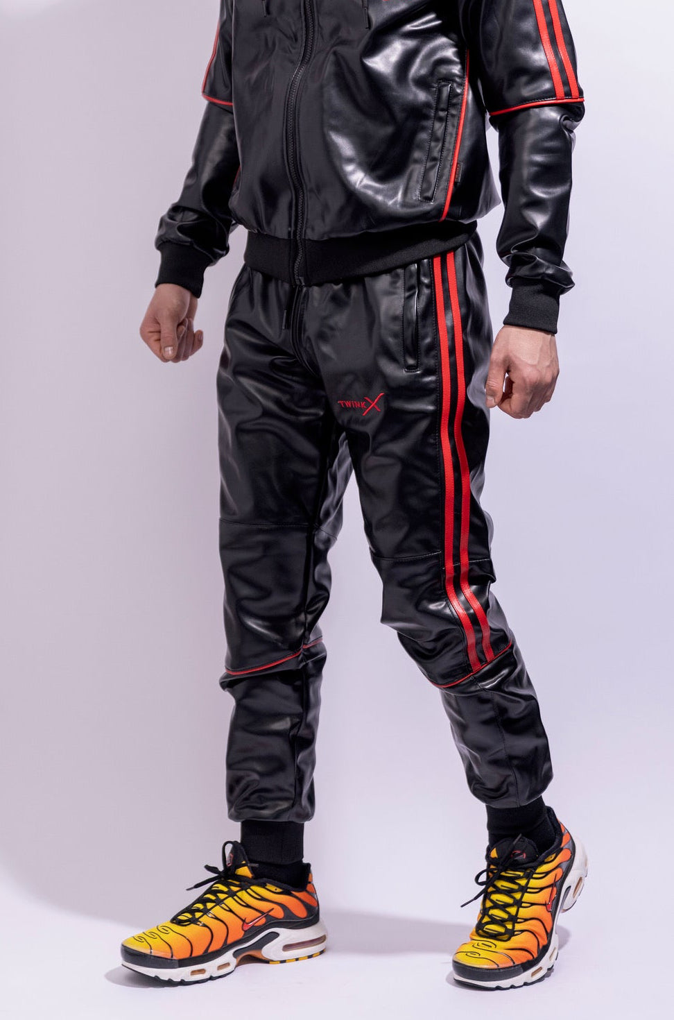 superhero pants I black/red I vegan leather