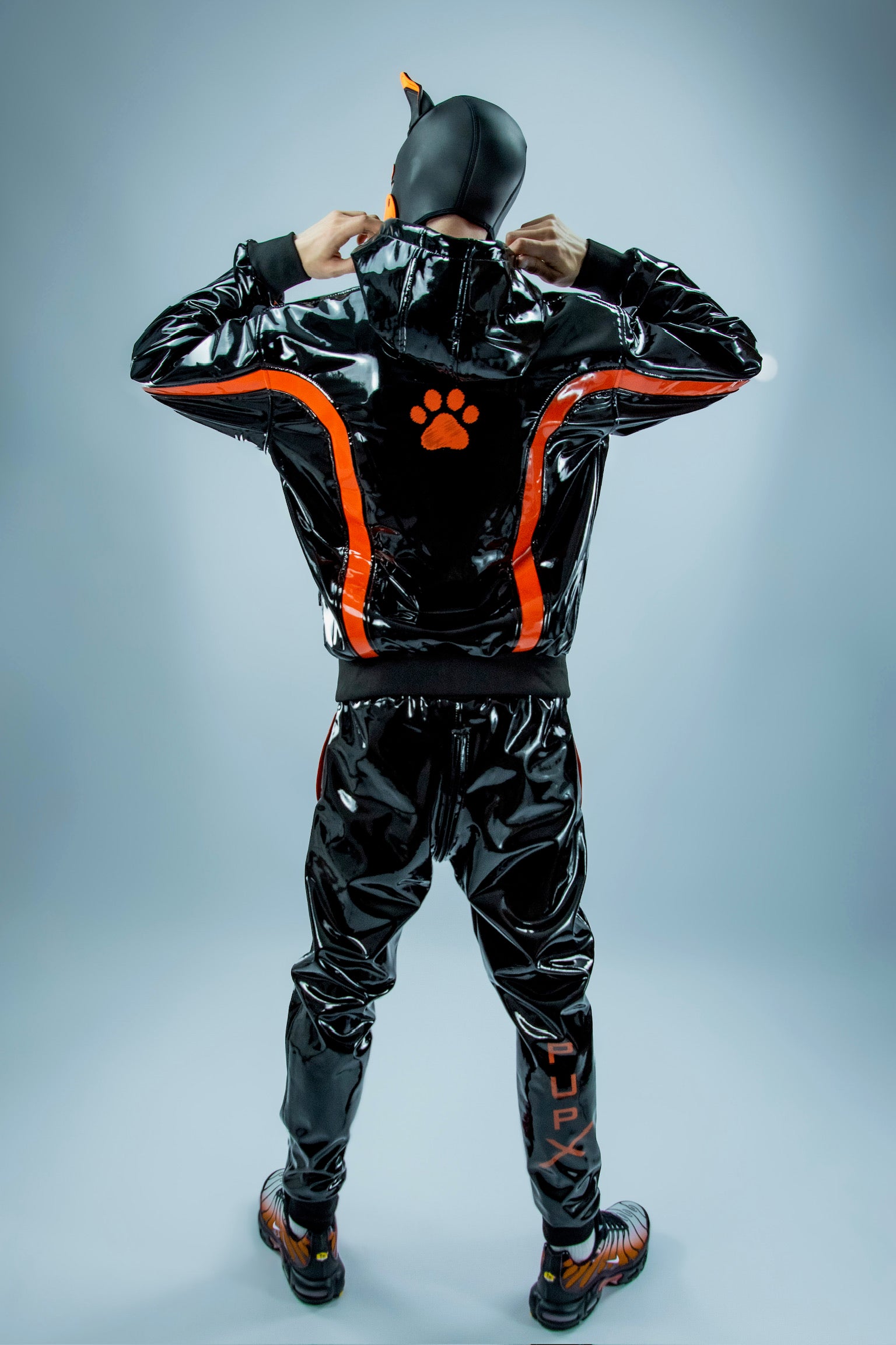 nuzzle set I black/neon orange I pvc pro
