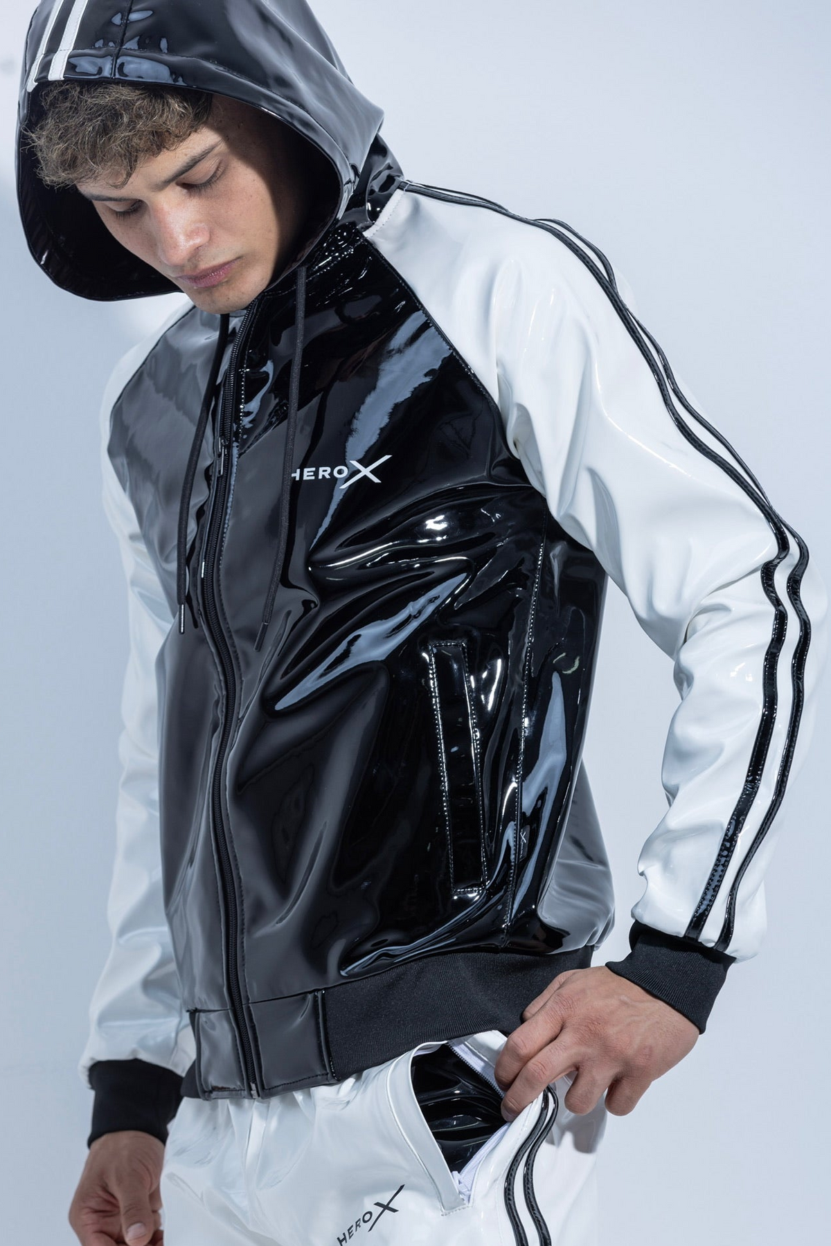 hero x jacket I black/white I pvc pro