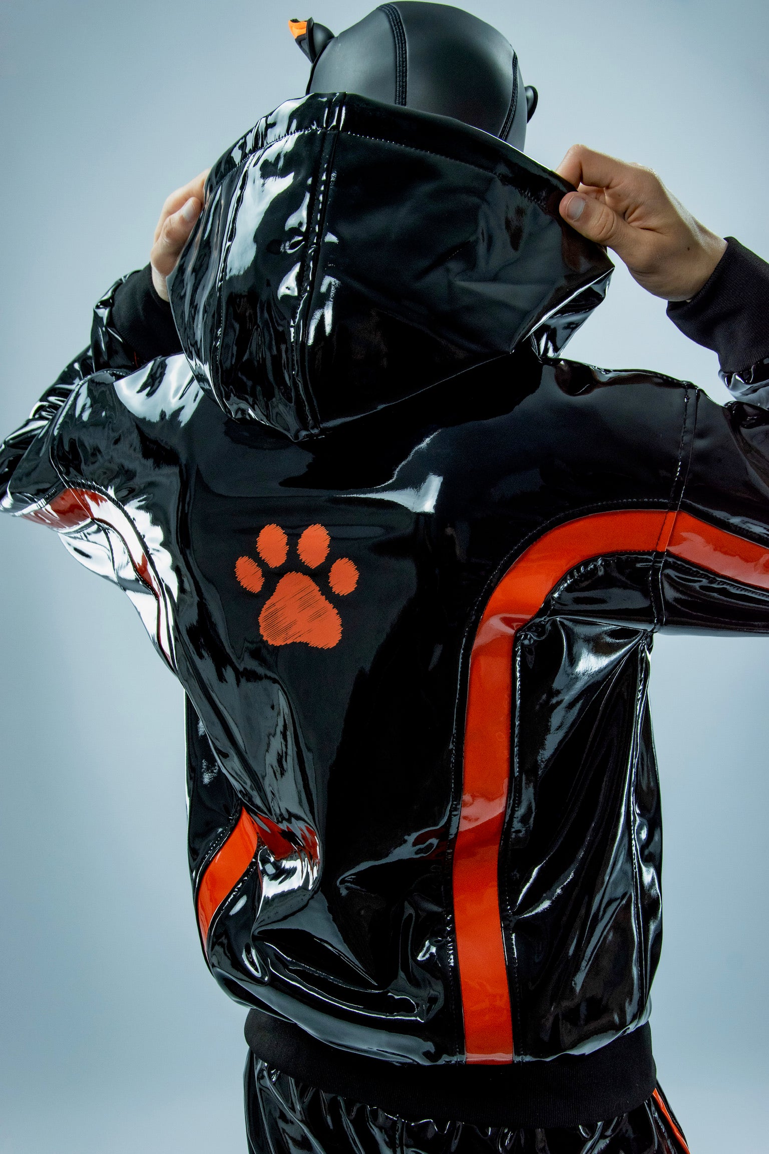 nuzzle jacket I black/neon orange I pvc pro