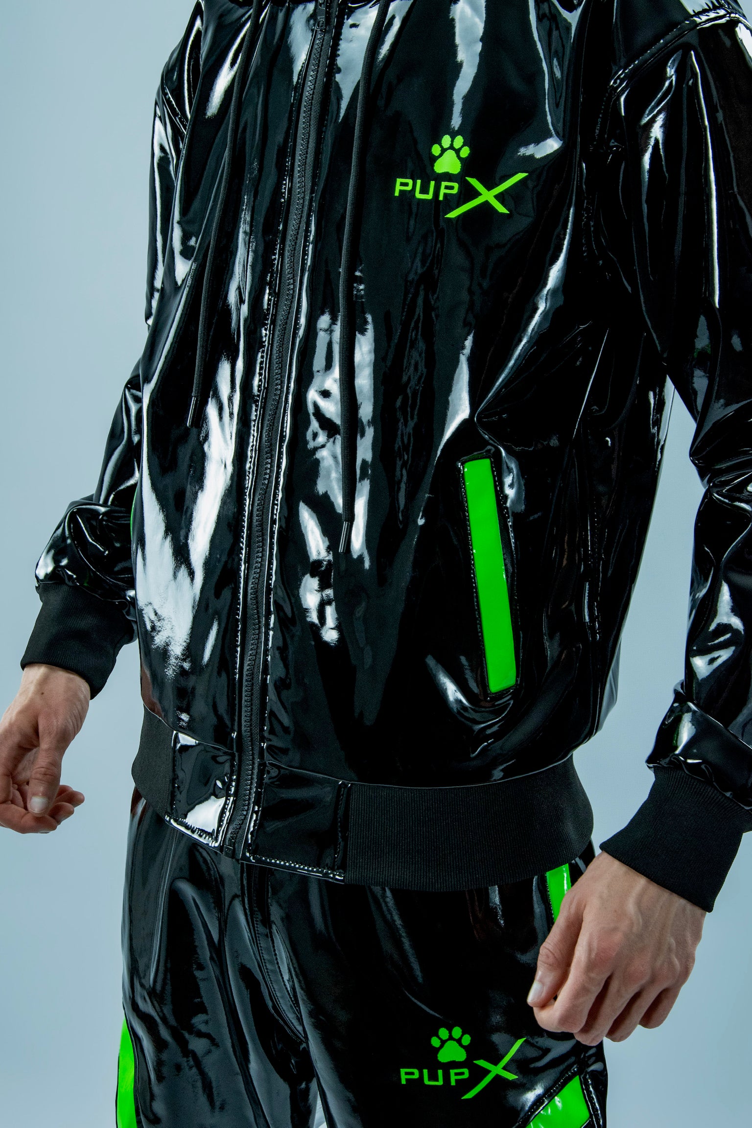 nuzzle jacket I black/green I pvc pro