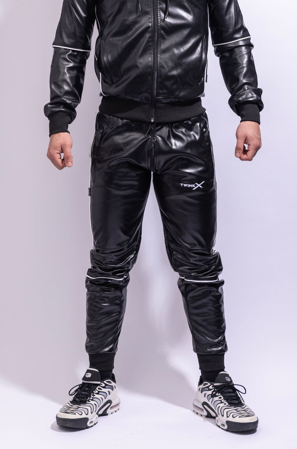 superhero pants I black/white I vegan leather
