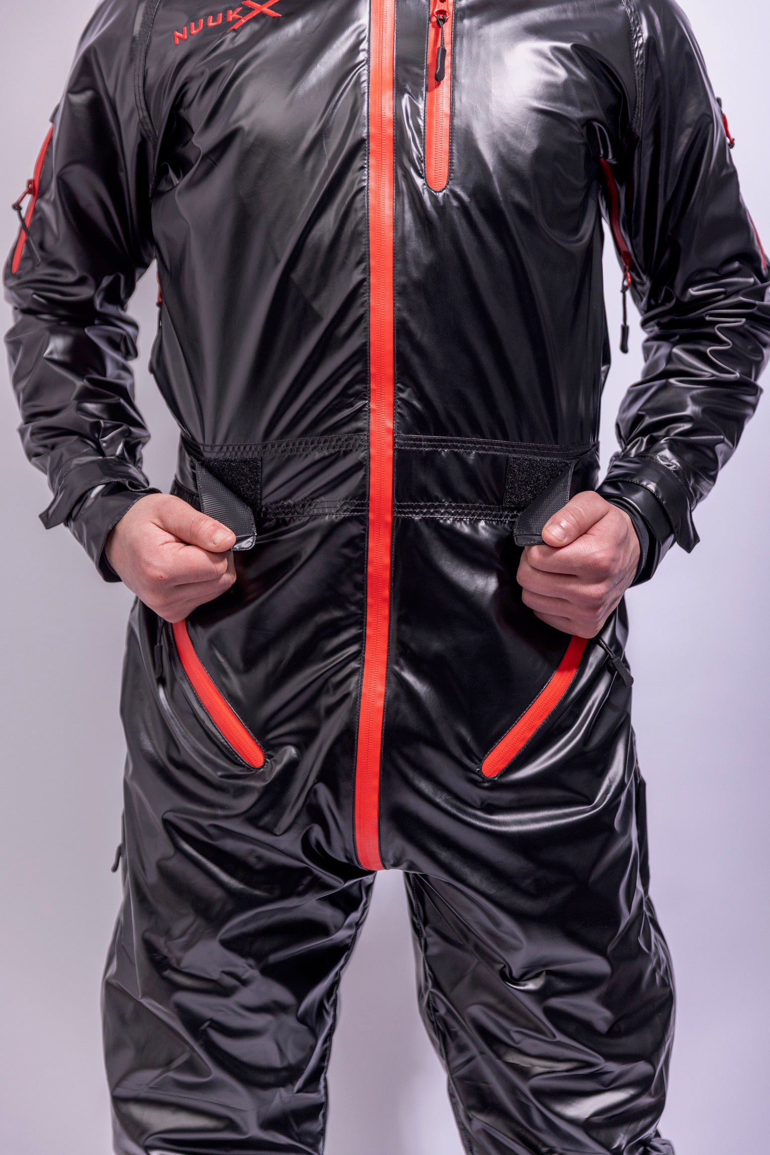 come.x.play fullsuit I iced black/red I nylon pro