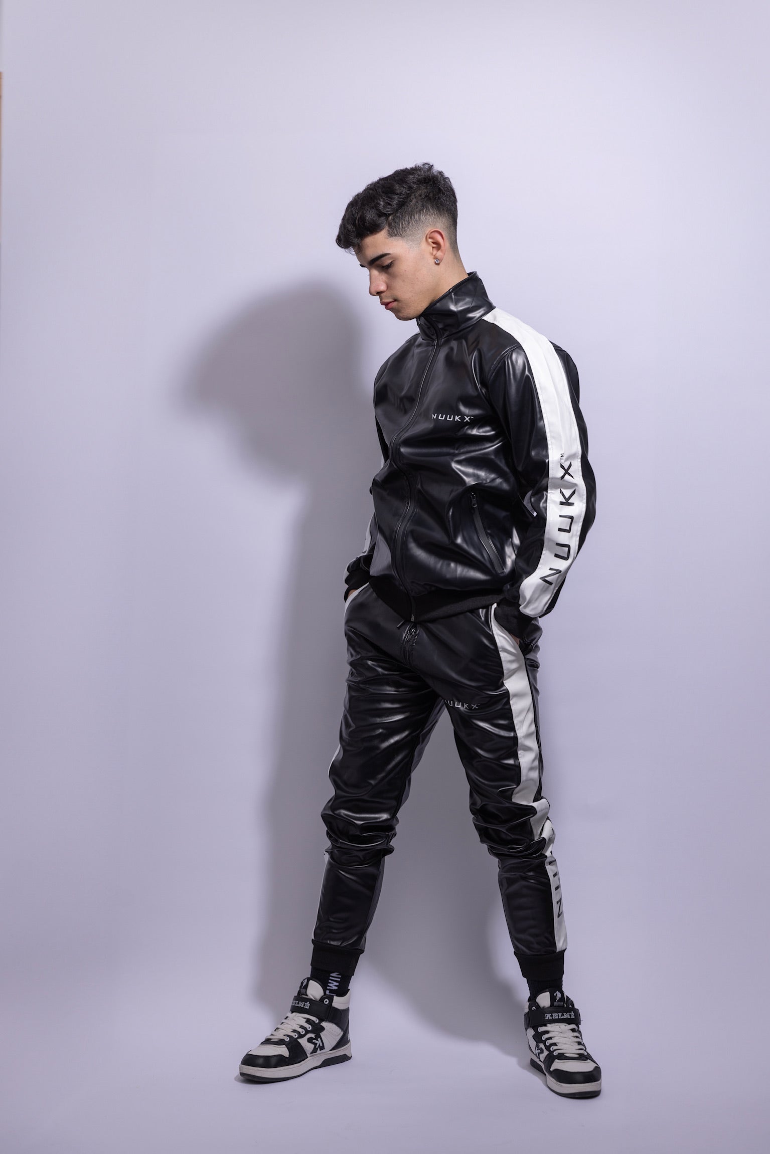 midnight tuned set I black/white I vegan leather