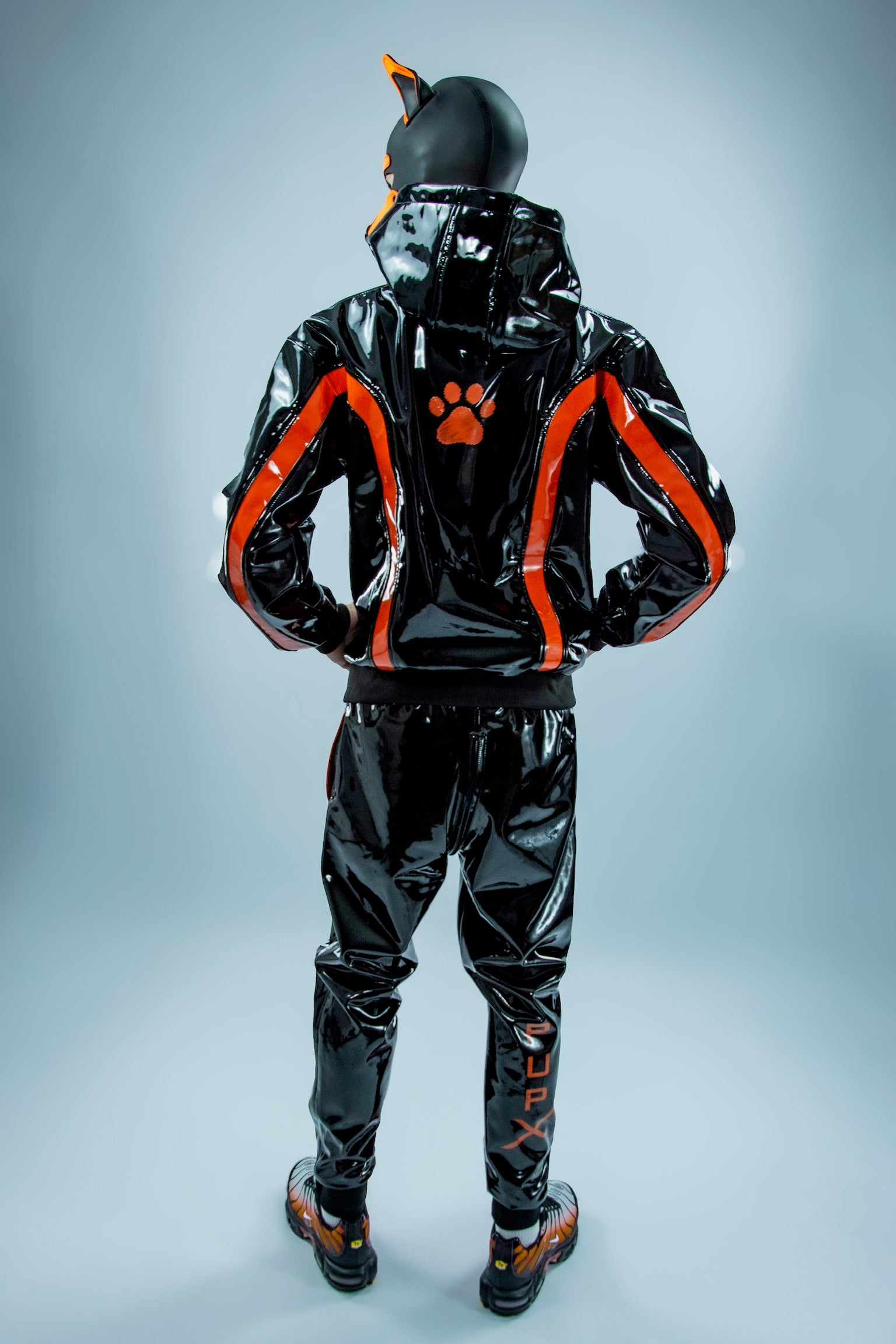 nuzzle set I black/neon orange I pvc pro