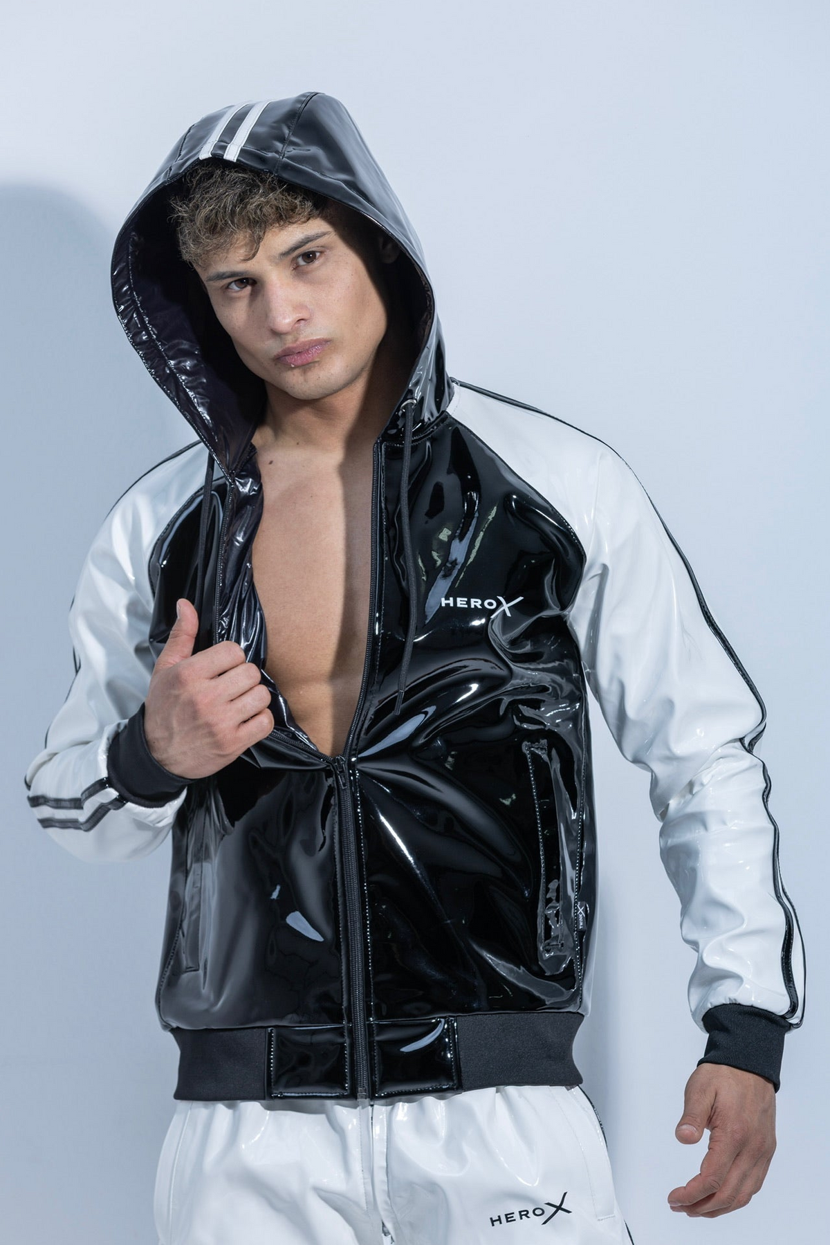hero x jacket I black/white I pvc pro