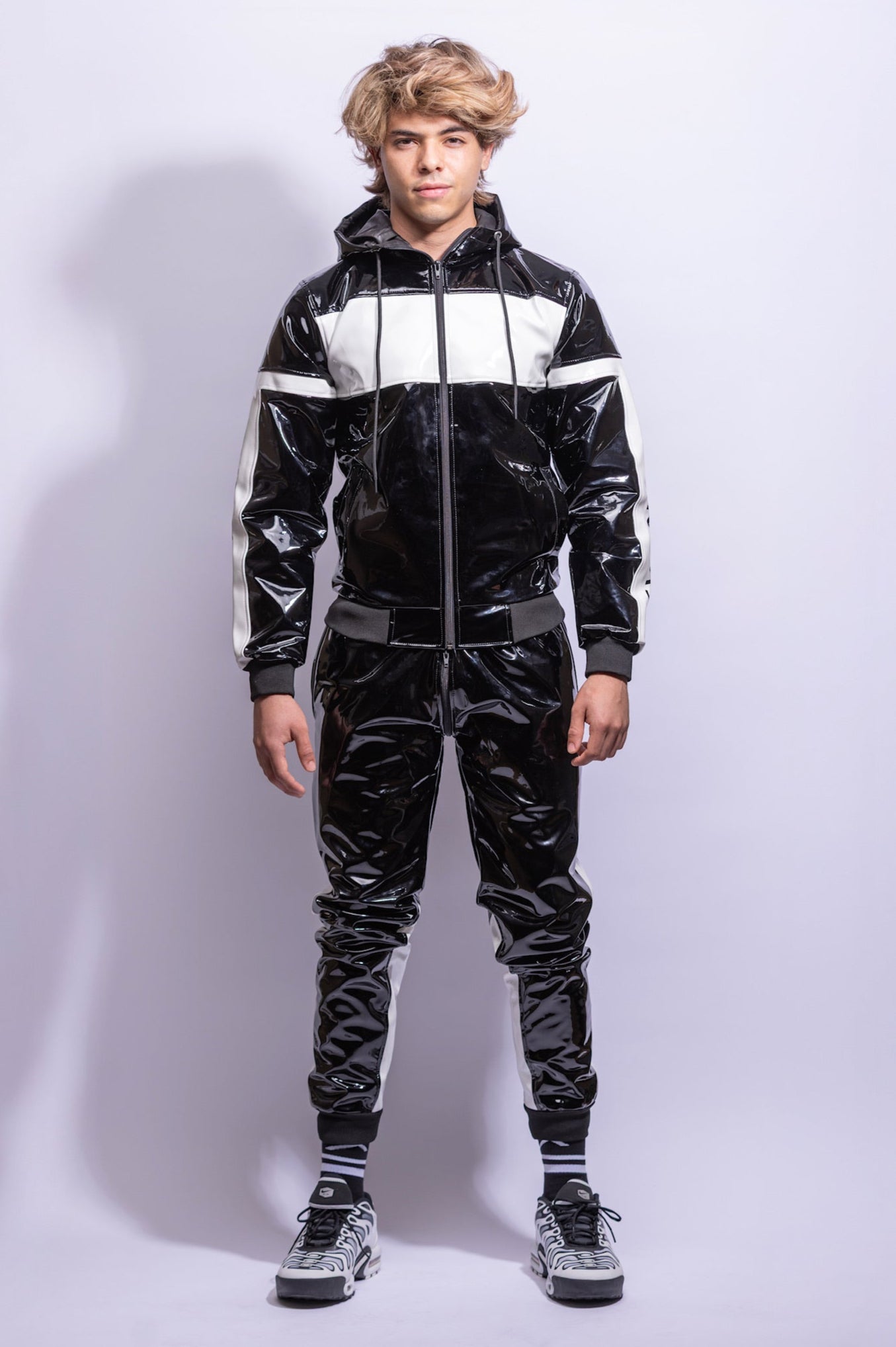 react jacket I black/white I pvc pro