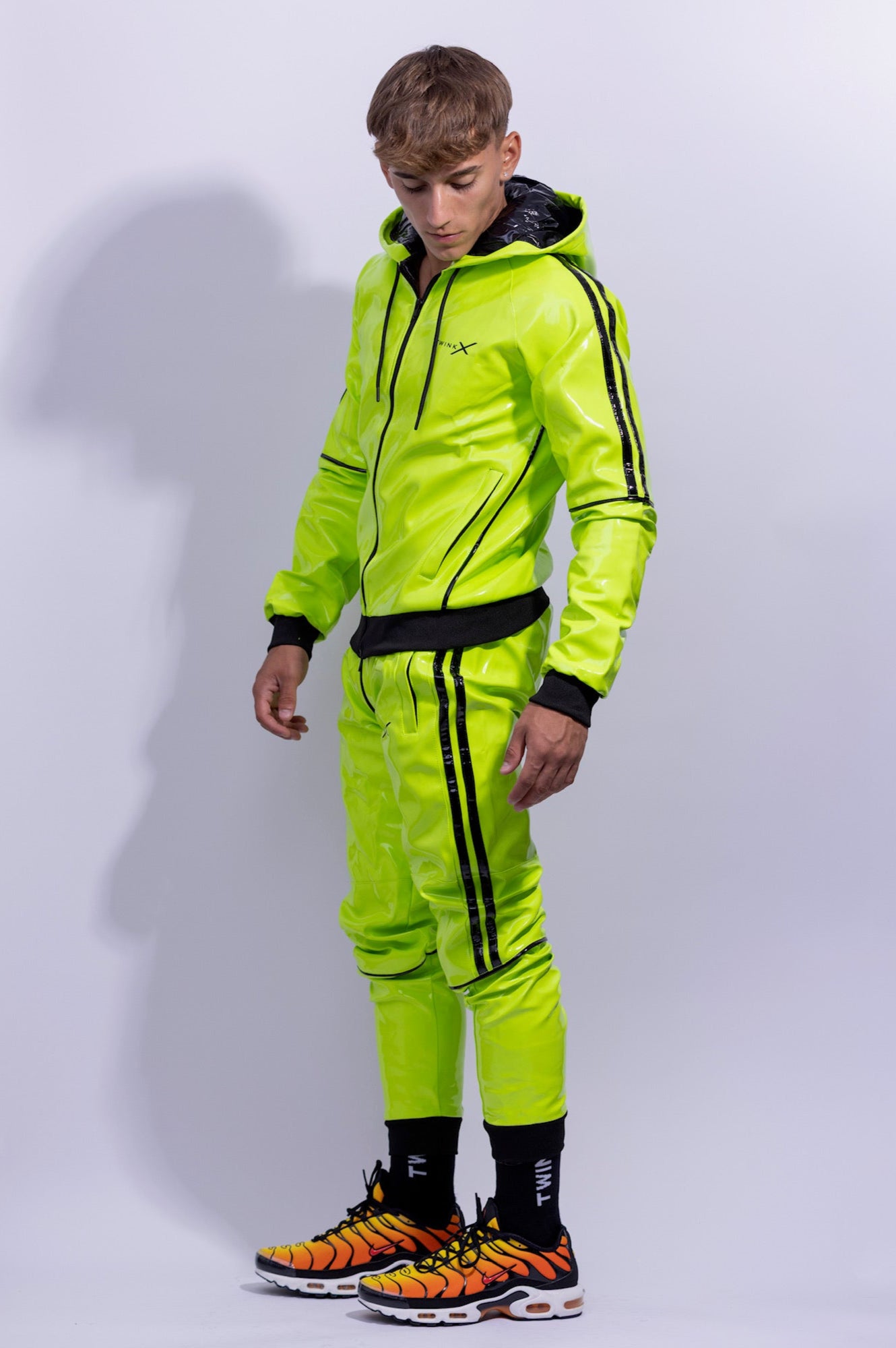 SUPERHERO SET I NEON/BLACK I PVC PRO