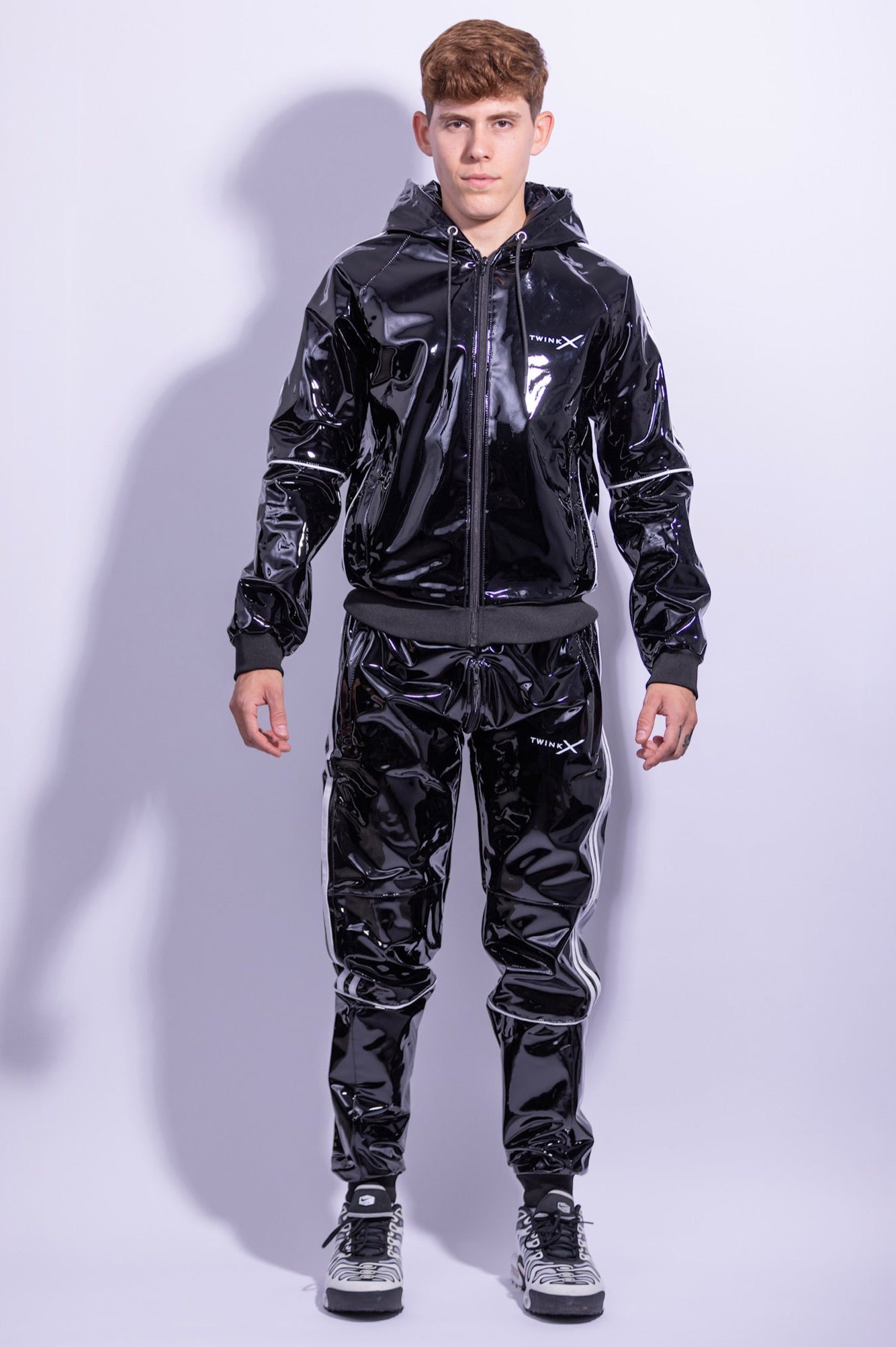 SUPERHERO SET I BLACK/WHITE I PVC PRO