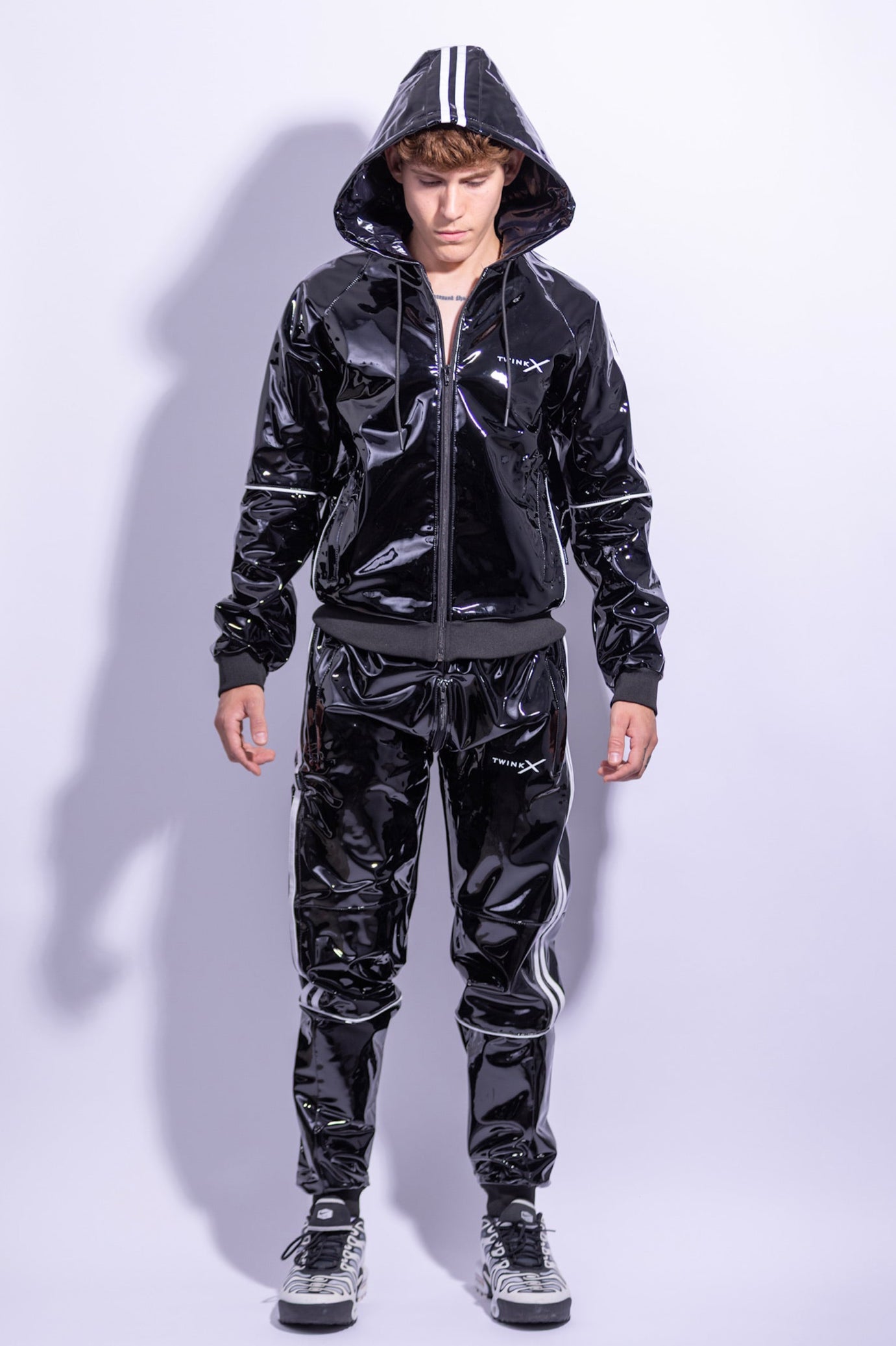 SUPERHERO SET I BLACK/WHITE I PVC PRO