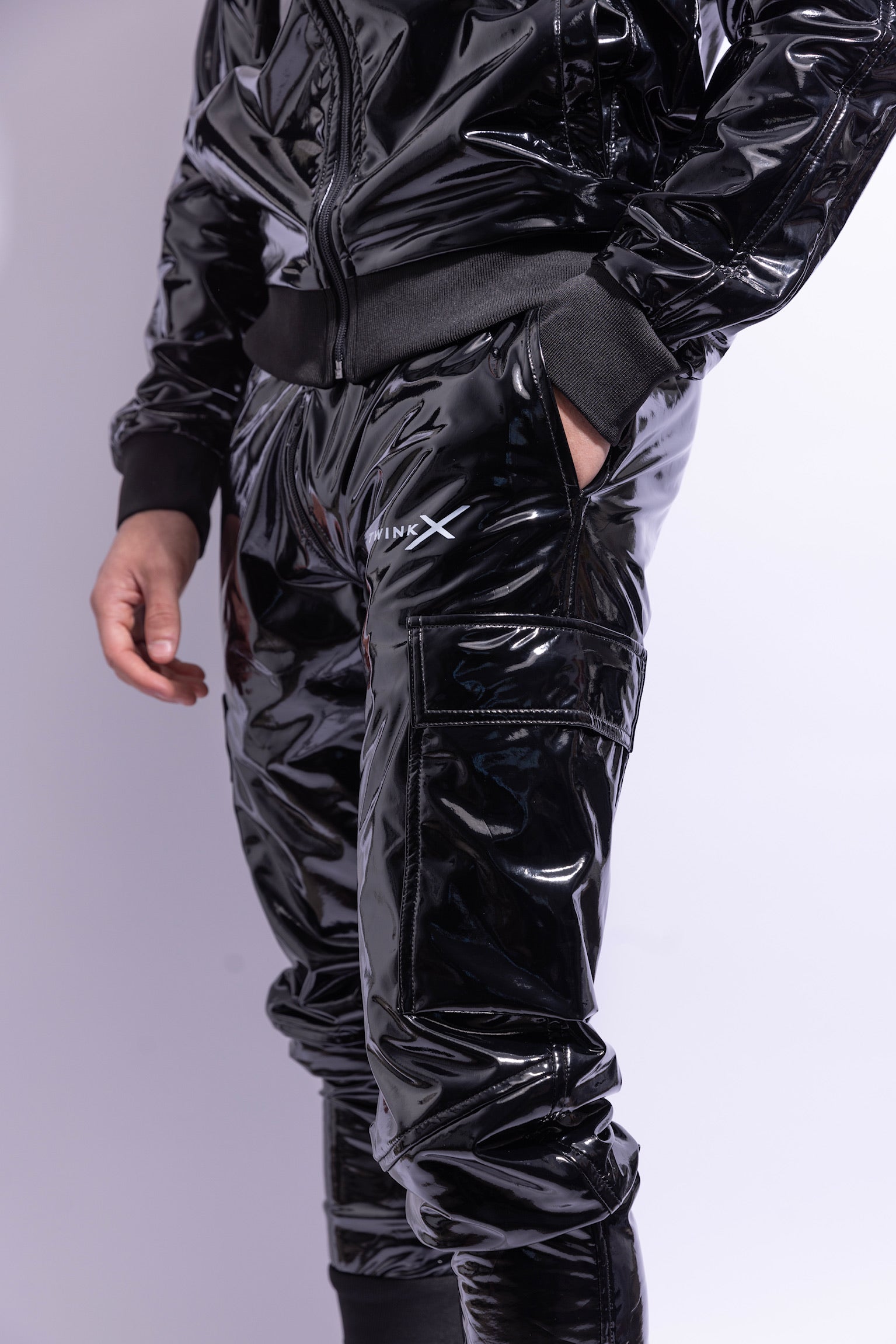 dark aix pants I black/black I pvc