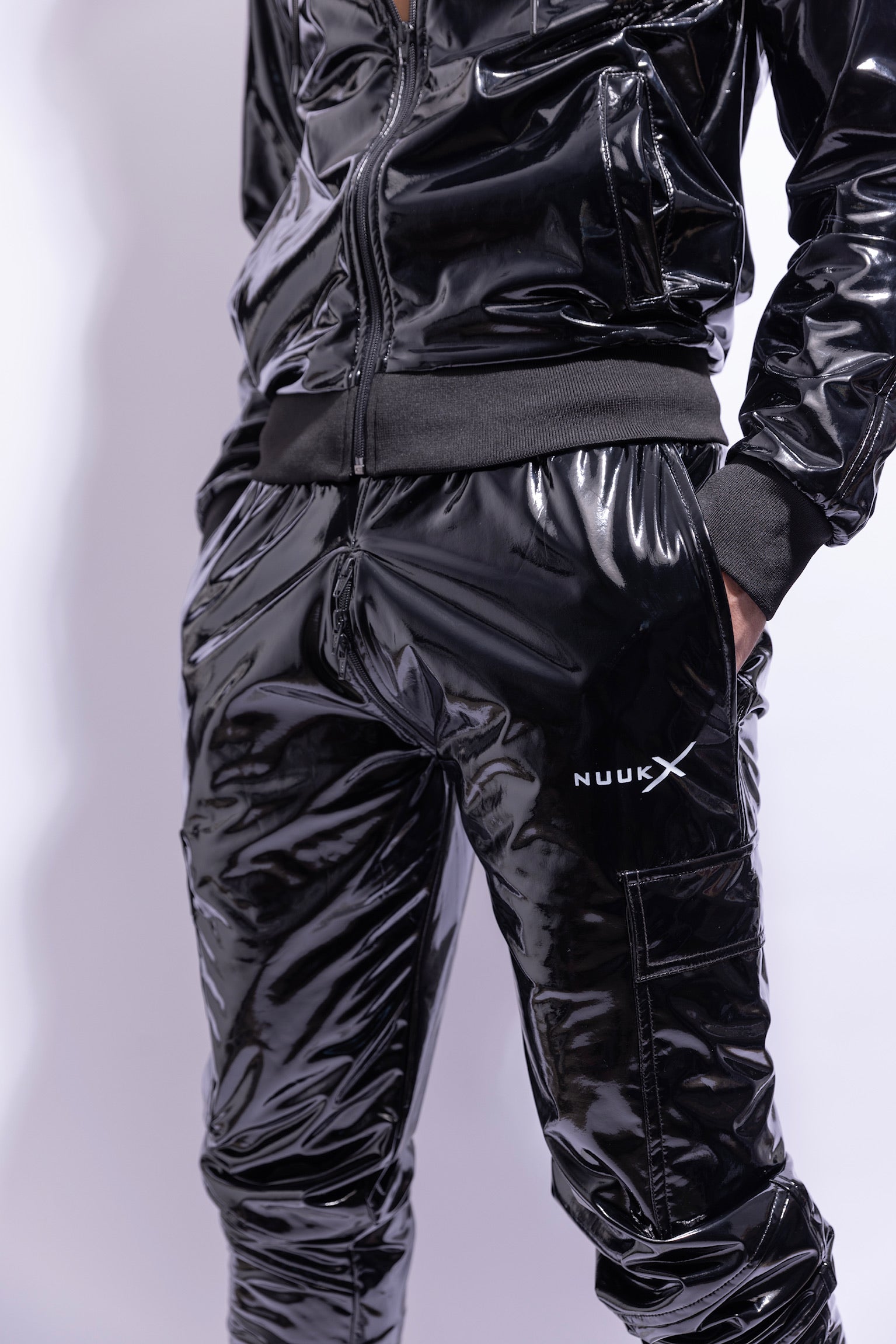 dark aix pants I black/black I pvc