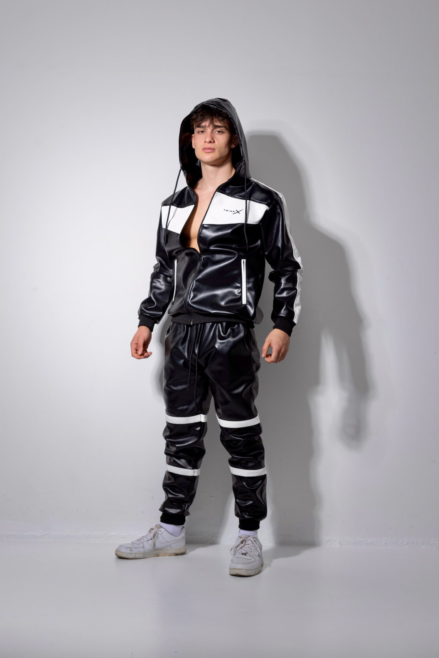 elite x night pants I black/white I vegan leather