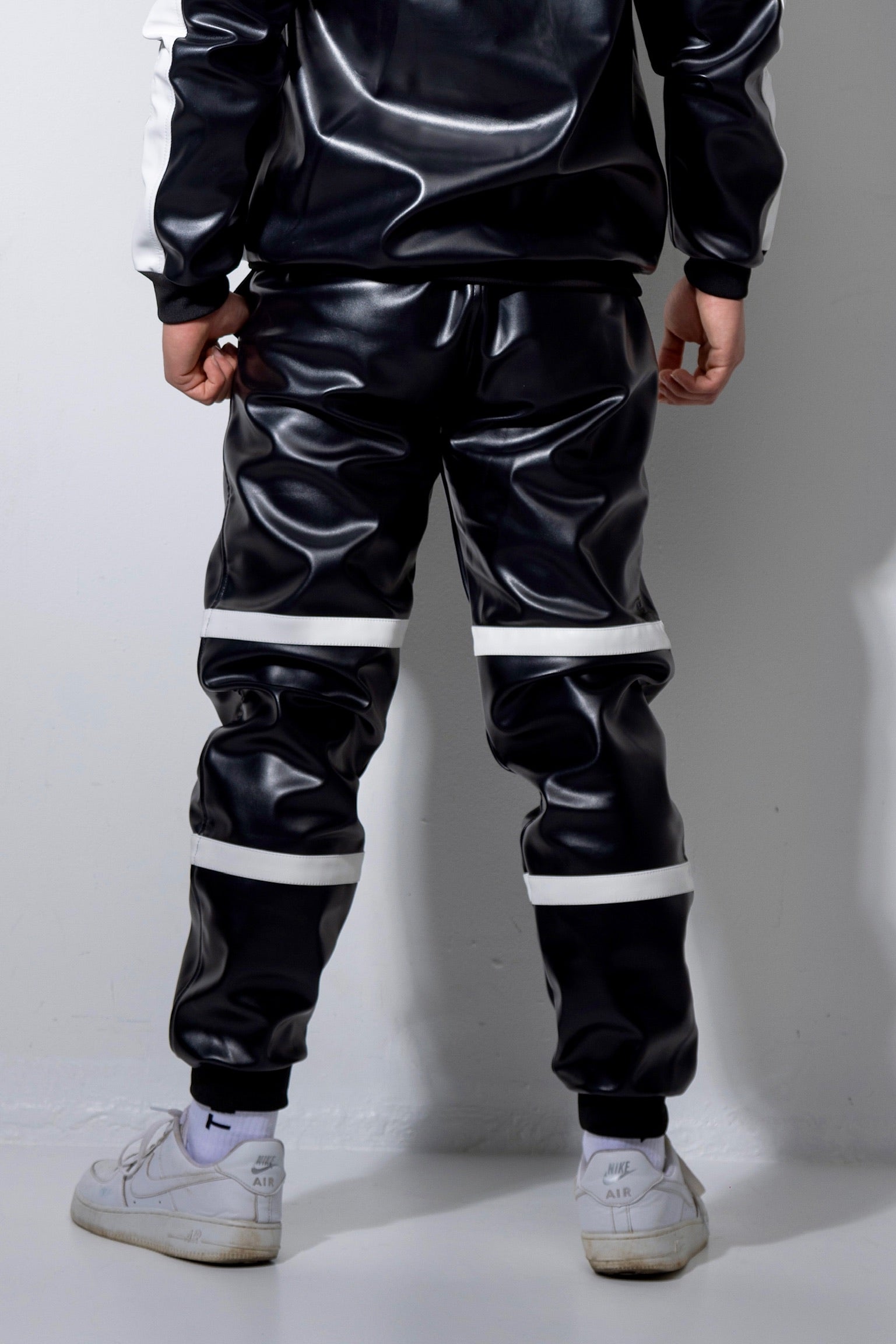 elite x night pants I black/white I vegan leather