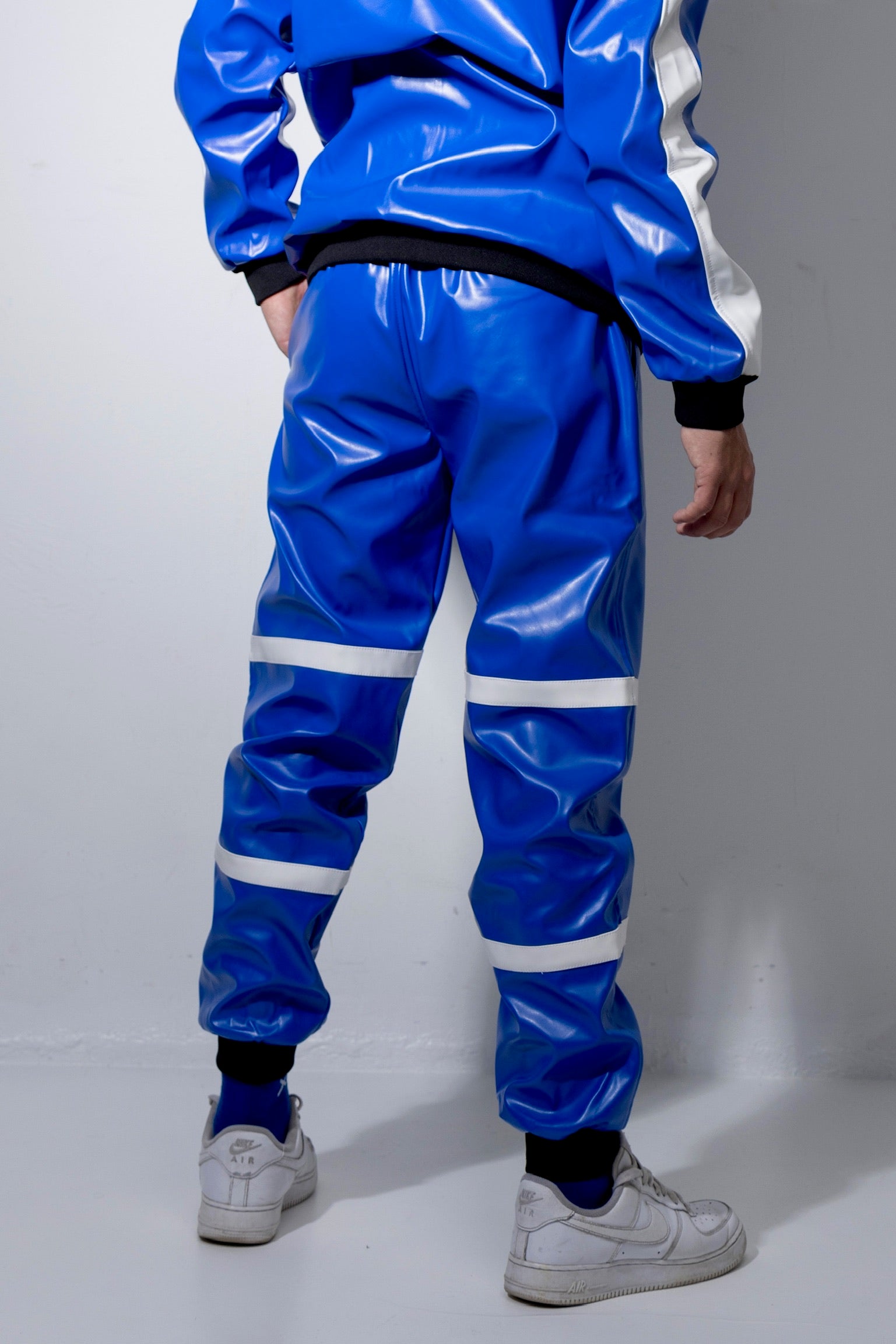 elite x day pants I blue/white I vegan leather