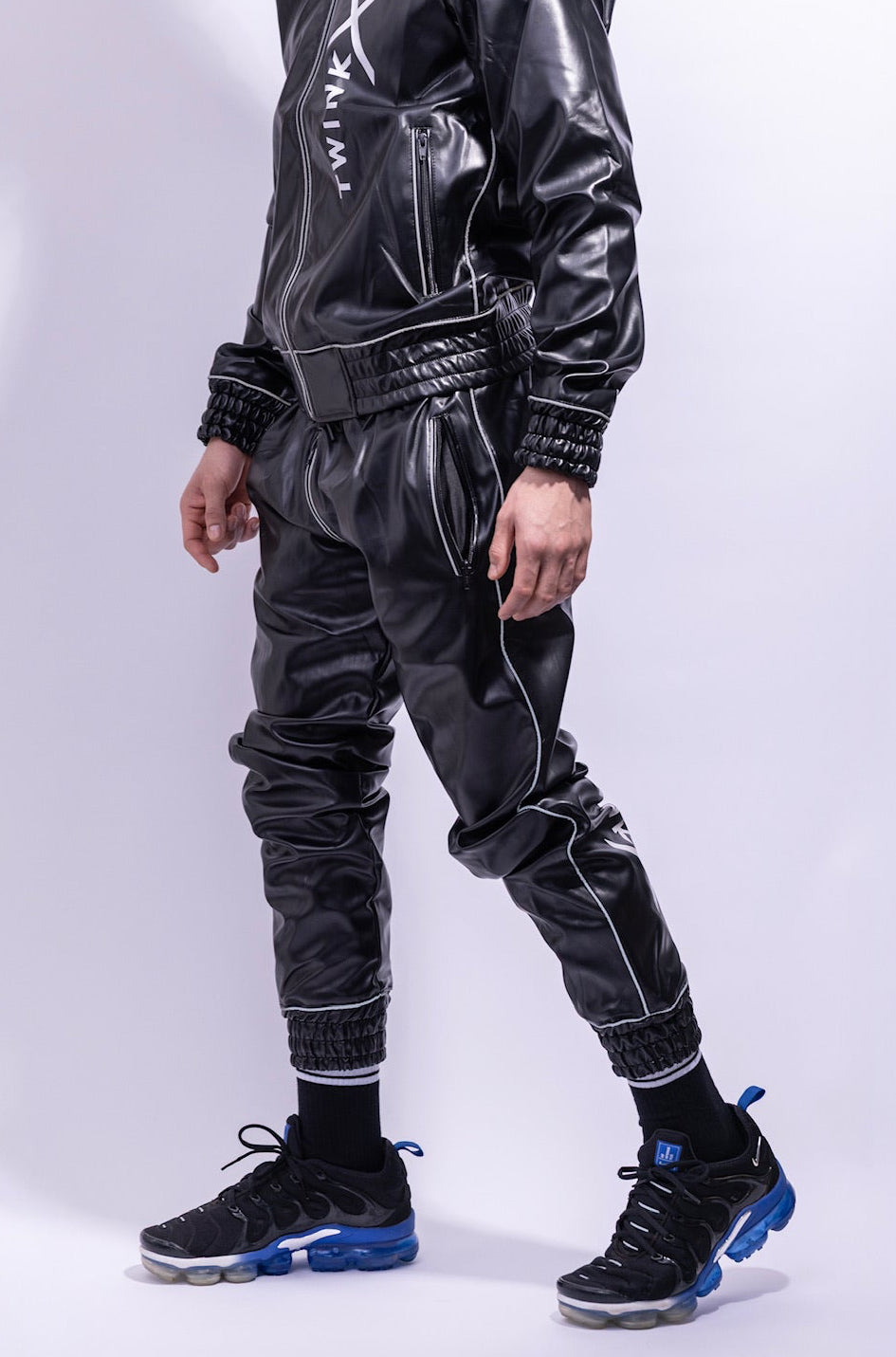 x frame pants I black/reflective I vegan leather