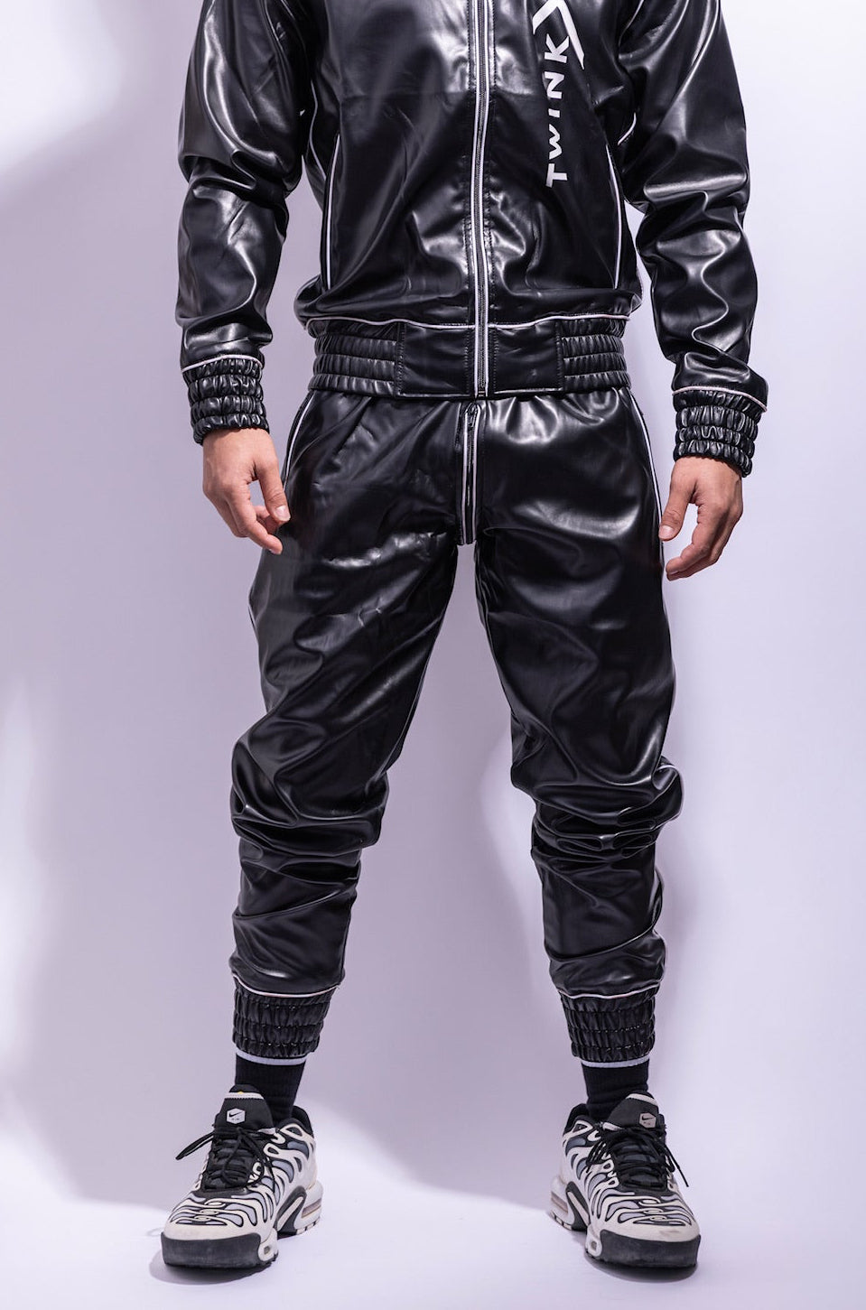 x frame pants I black/white I vegan leather