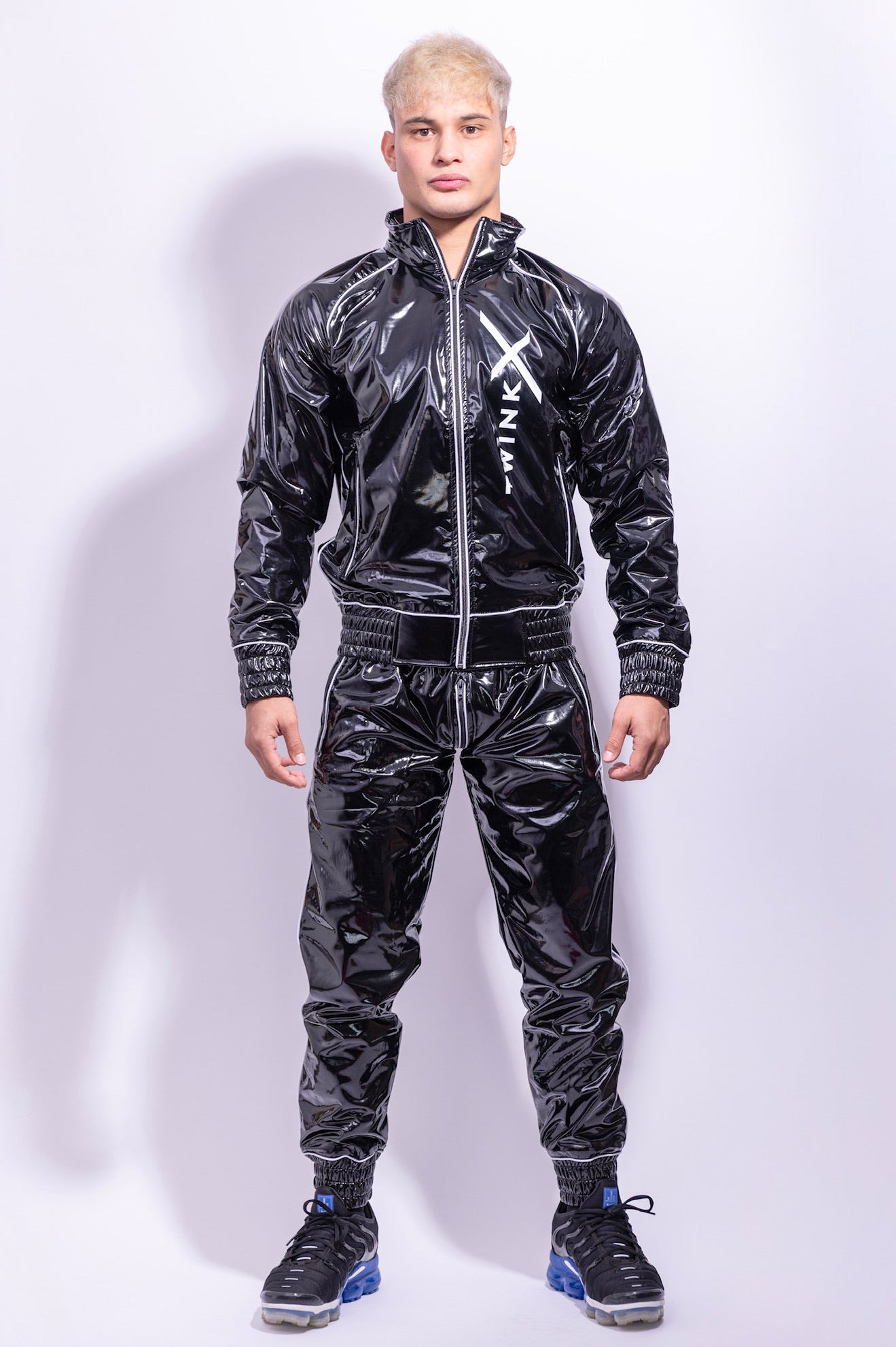 x frame jacket I black/white I pvc