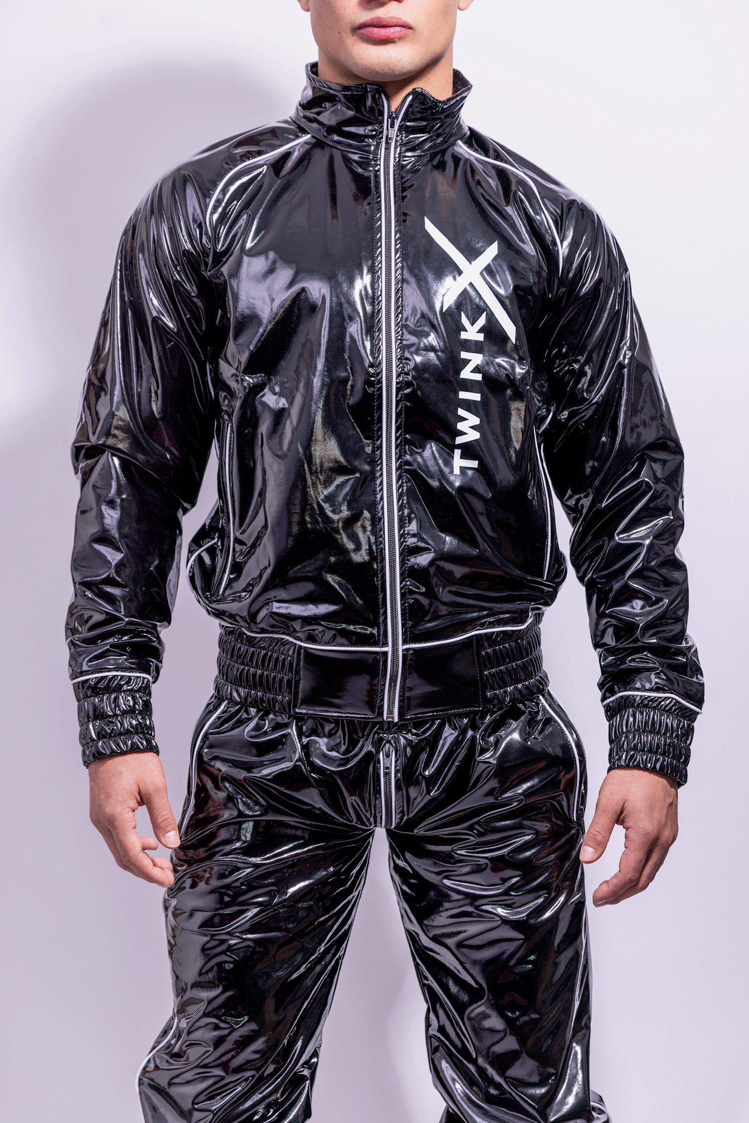 x frame jacket I black/white I pvc