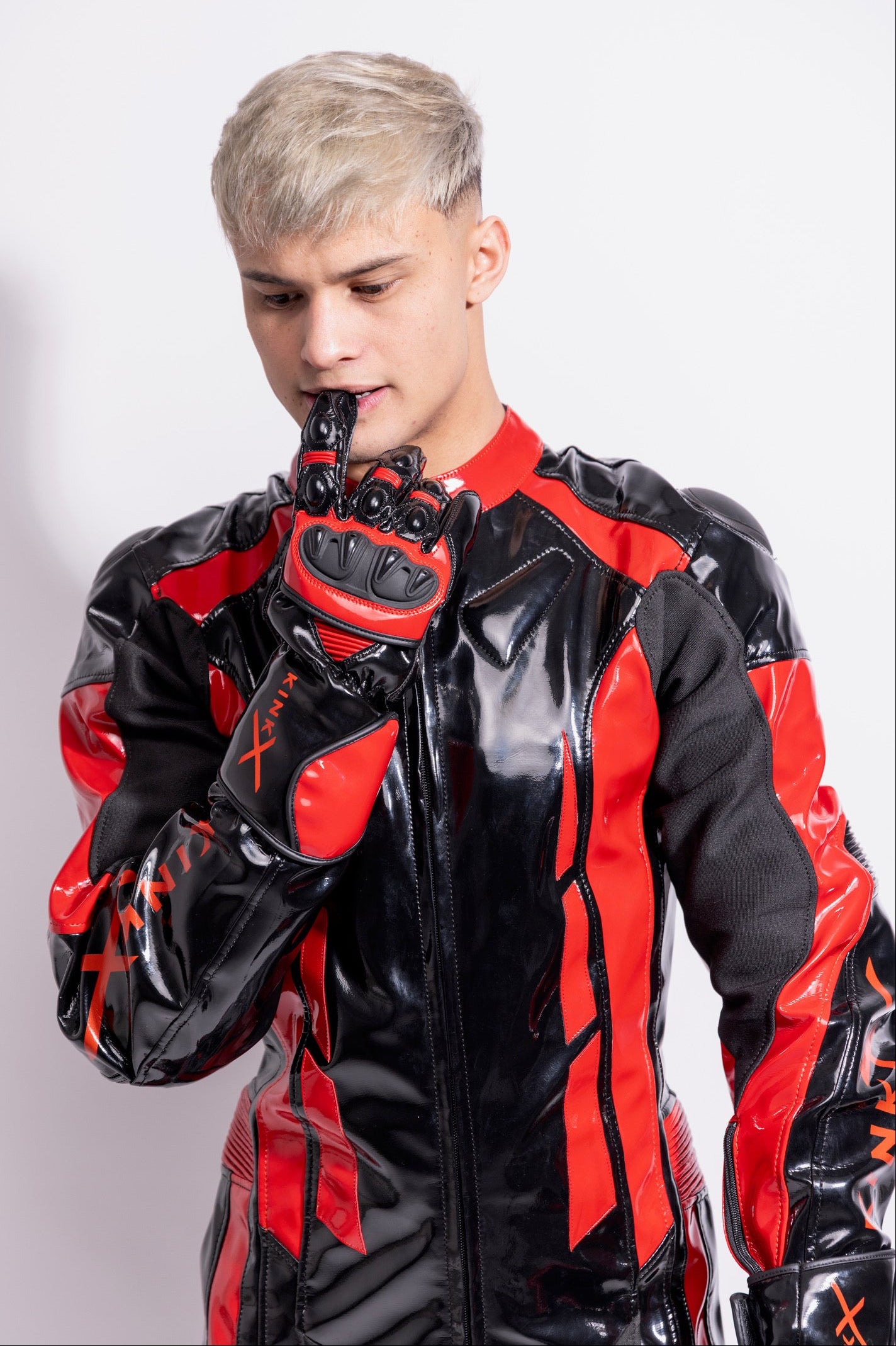 infernum gloves I black/red I pvc pro+